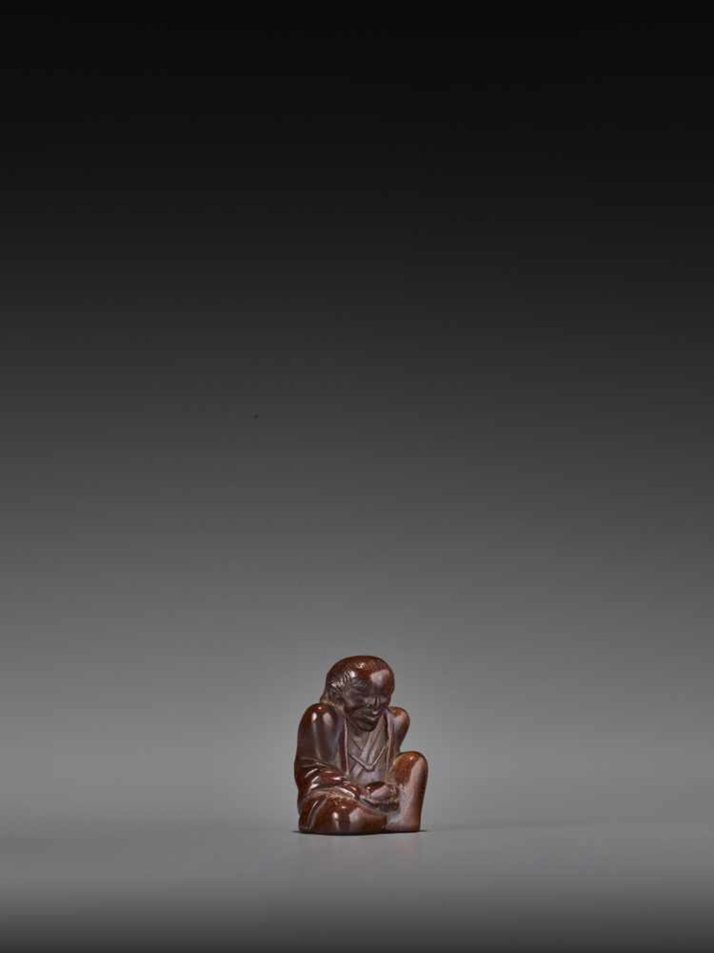 MIWA: A RARE WOOD NETSUKE OF CHAJIN By Miwa I (Yukan), signed Miwa with kakihanJapan, Edo, mid- - Bild 7 aus 9