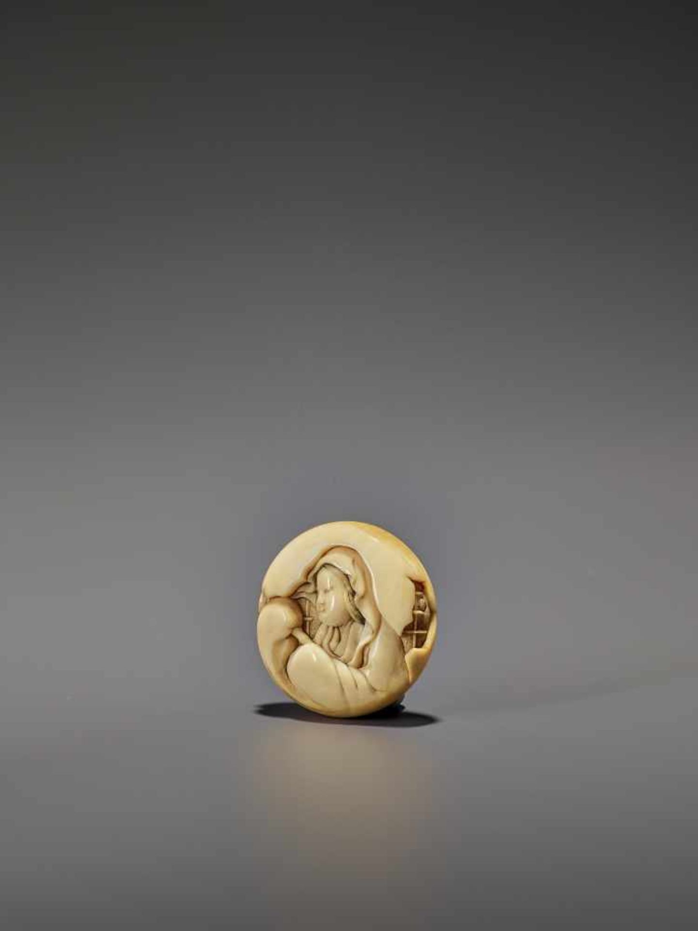 ICHIYUSAI: A MARINE IVORY MANJU NETSUKE OF ONNA DARUMA By Ichiyusai Naoharu/Naomitsu, signed - Image 3 of 7