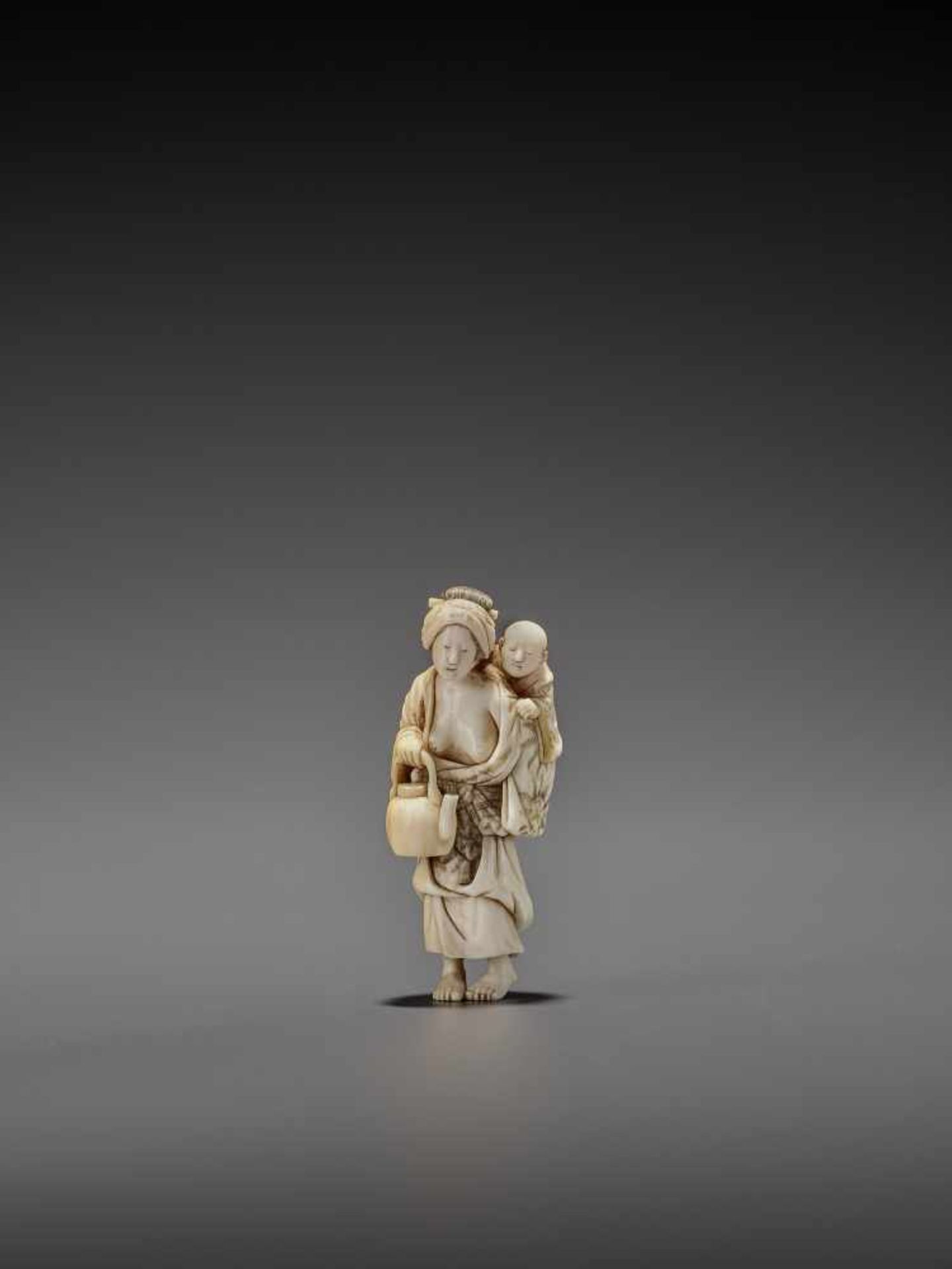 CHIKUYOSAI TOMOCHIKA: A MAGNIFICENT IVORY NETSUKE OF A MOTHER WITH CHILD By Chikuyosai Tomochika, - Image 3 of 10