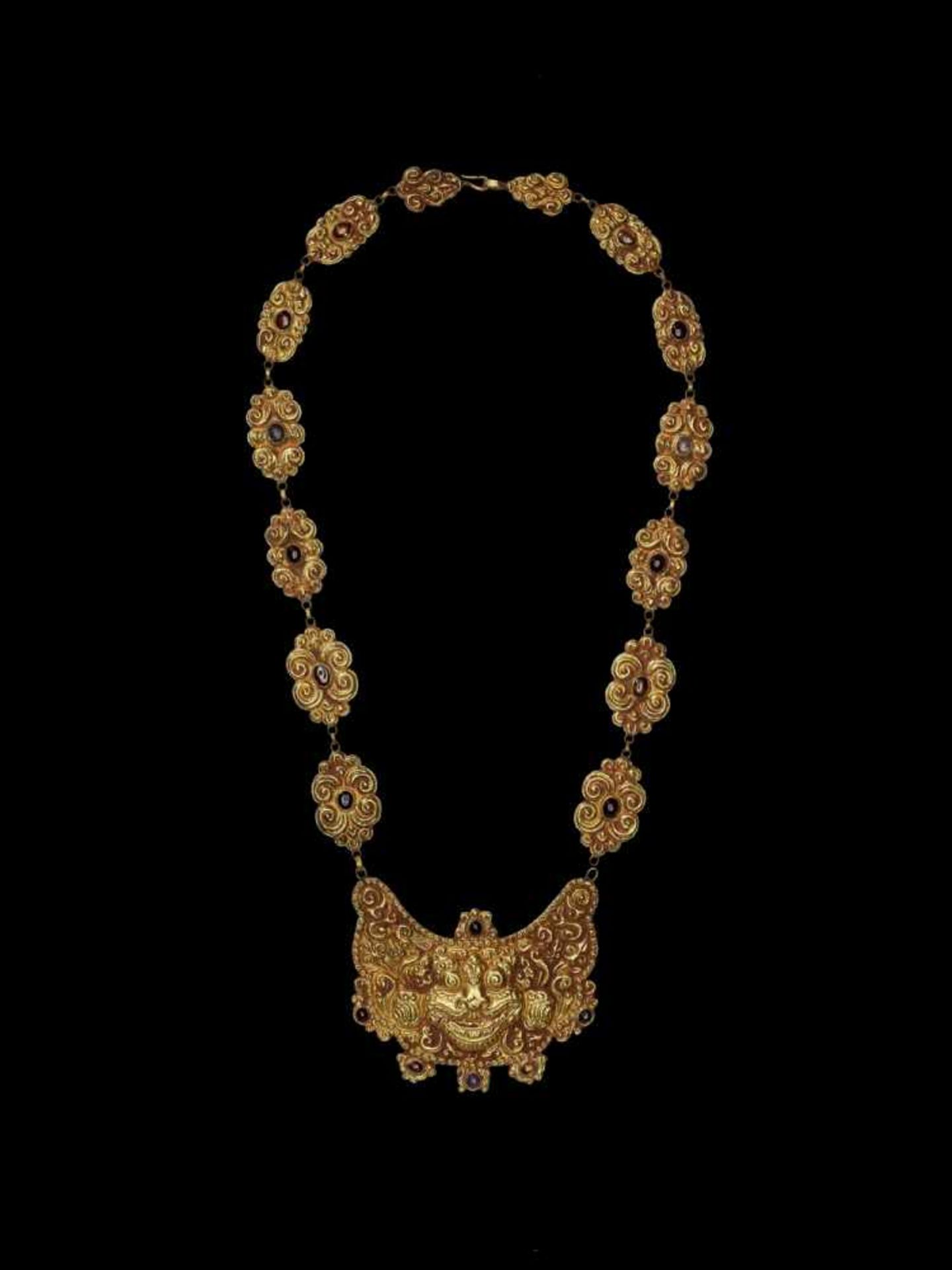 A CHAM REPOUSSÉ GOLD NECKLACE WITH A PECTORAL DEPICTING KALA Central Cham kingdom, most probably