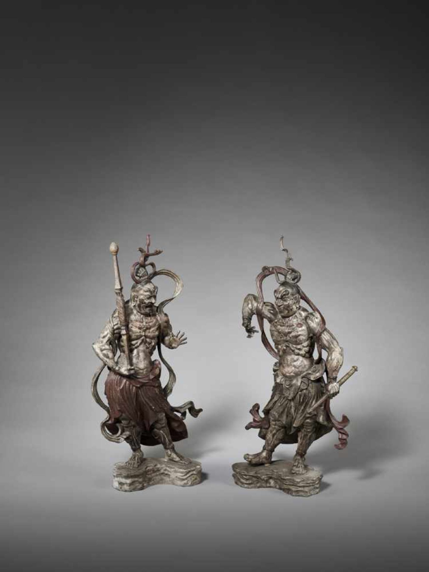 AN IMPORTANT PAIR OF NIO BRONZE GUARDIANS Japan, 18th – earlier 19th century, Edo period (1615- - Bild 2 aus 11