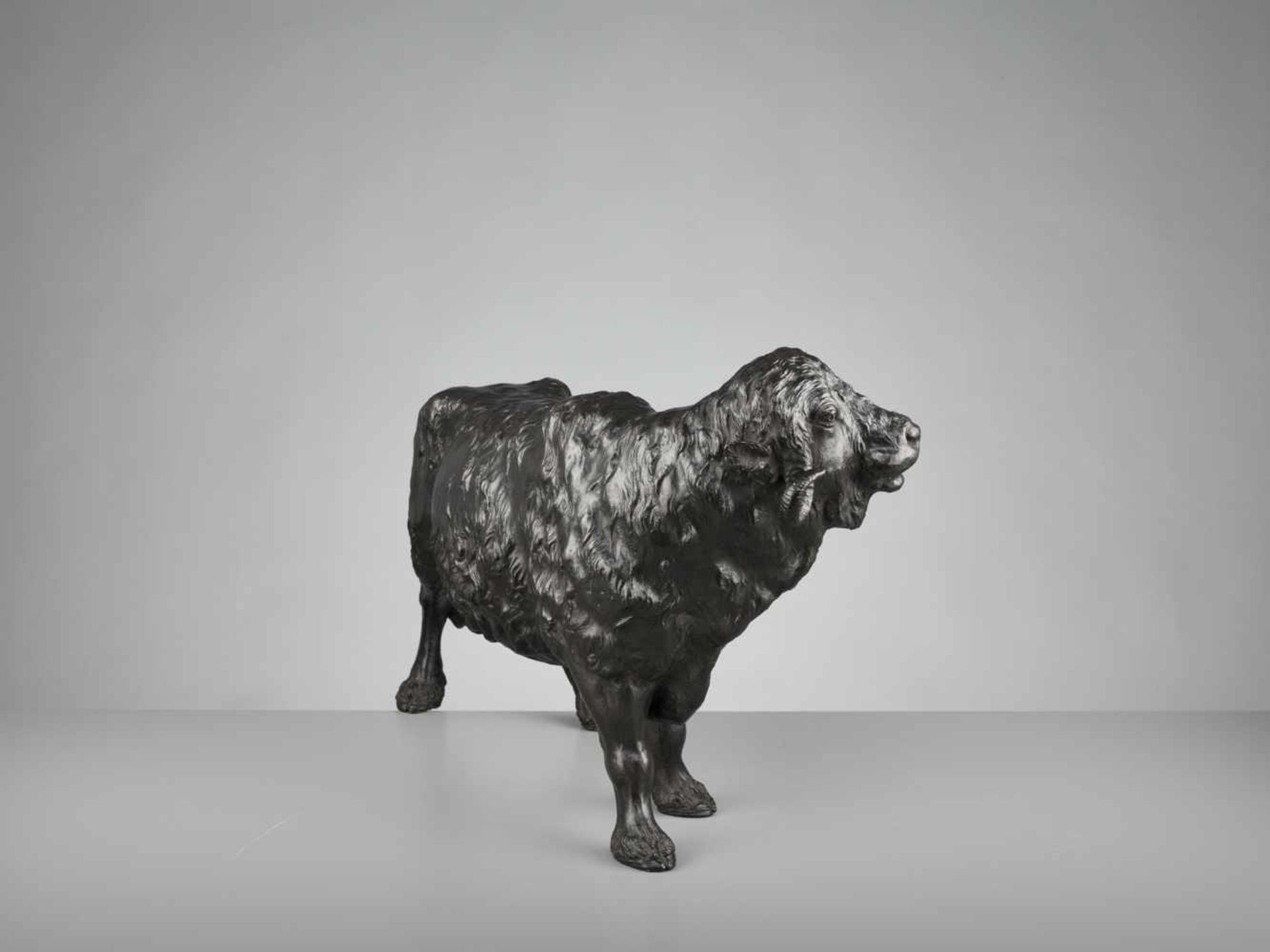 GENRYUSAI SEIYA: A RARE AND MASSIVE BRONZE OF A MUSK OX By Genryusai Seiya, signed Dai Nihon - Image 7 of 10