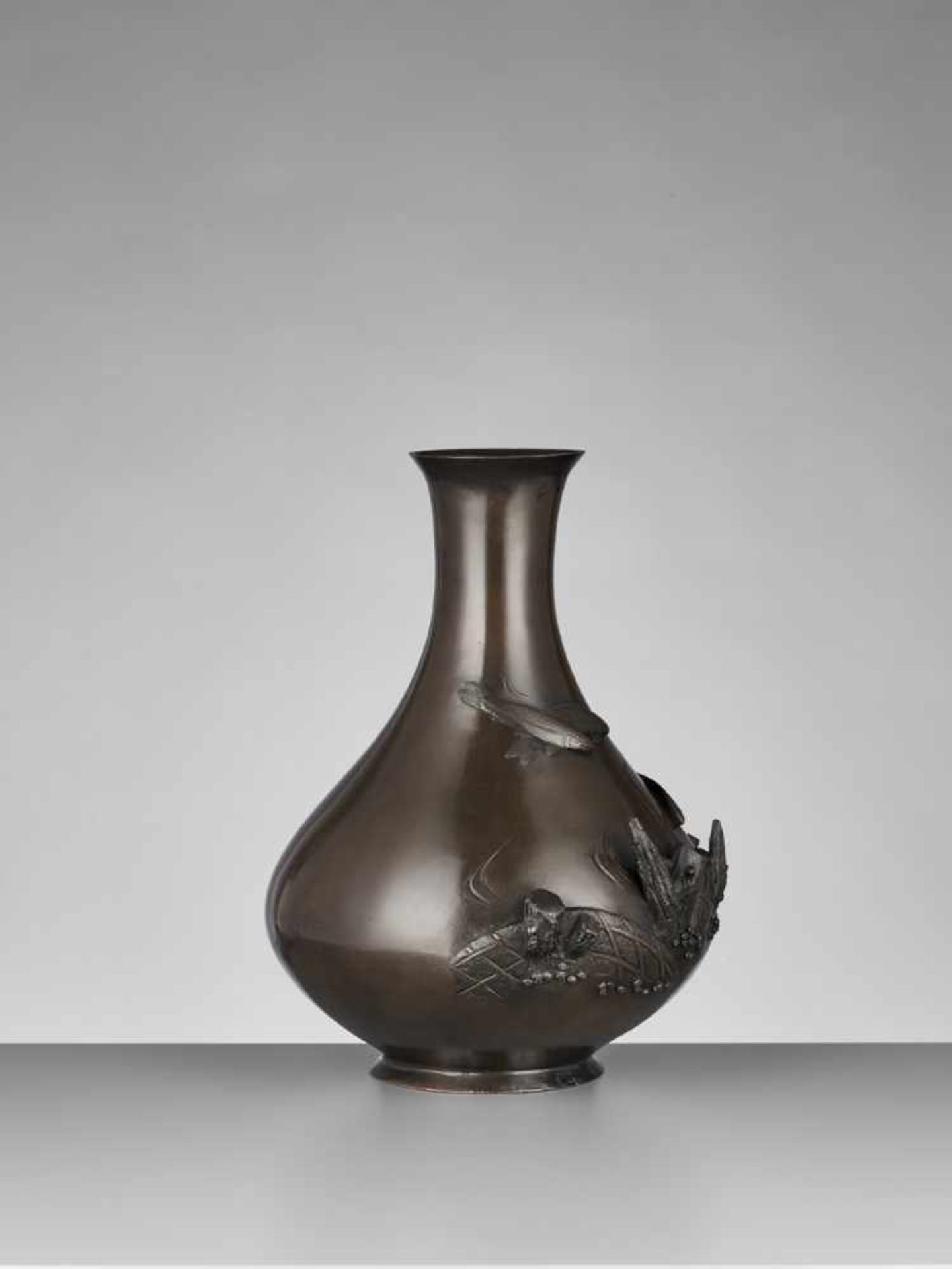 RINSHOSAI: A PEAR-SHAPED BRONZE VASE By Rinshosai, signed RinshosaiJapan, Meiji period (1868-1912) - Image 7 of 10