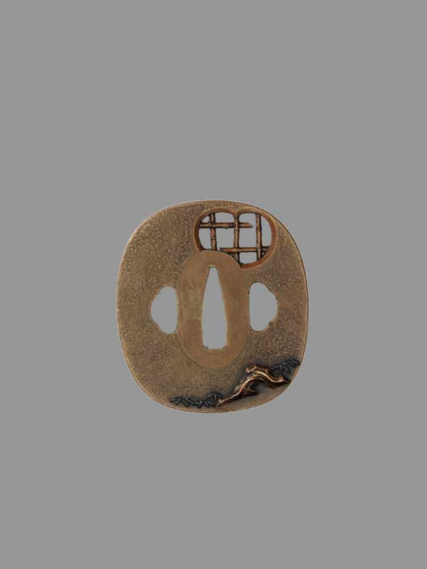 A COPPER TSUBA WITH CHERRY BLOSSOMS Japan, 19th century, Edo period (1615-1868)The rather thick - Bild 3 aus 4