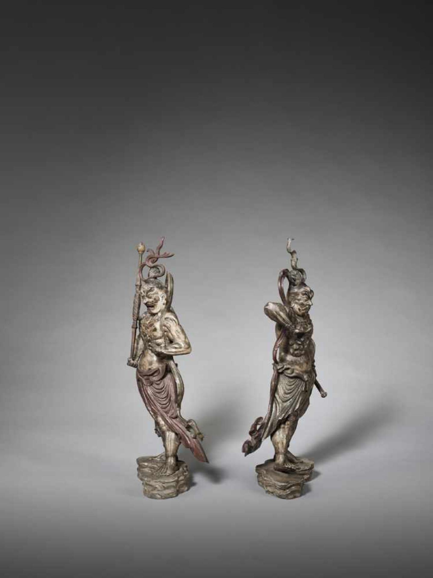 AN IMPORTANT PAIR OF NIO BRONZE GUARDIANS Japan, 18th – earlier 19th century, Edo period (1615- - Bild 8 aus 11