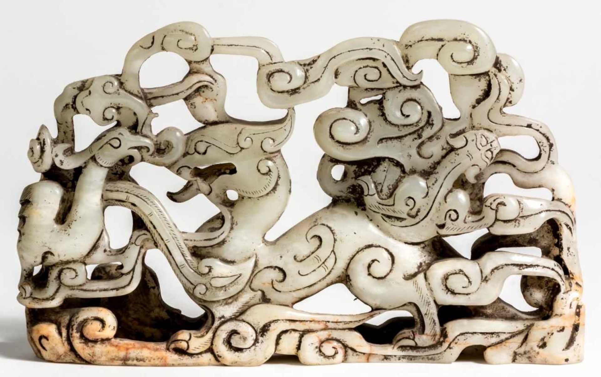Chinesischer Jade Drachen23 x 14 x 3,5 cmProvenienz: Privatsammlung Zürich.Chinese Jade Dragon, 23 x - Bild 2 aus 2
