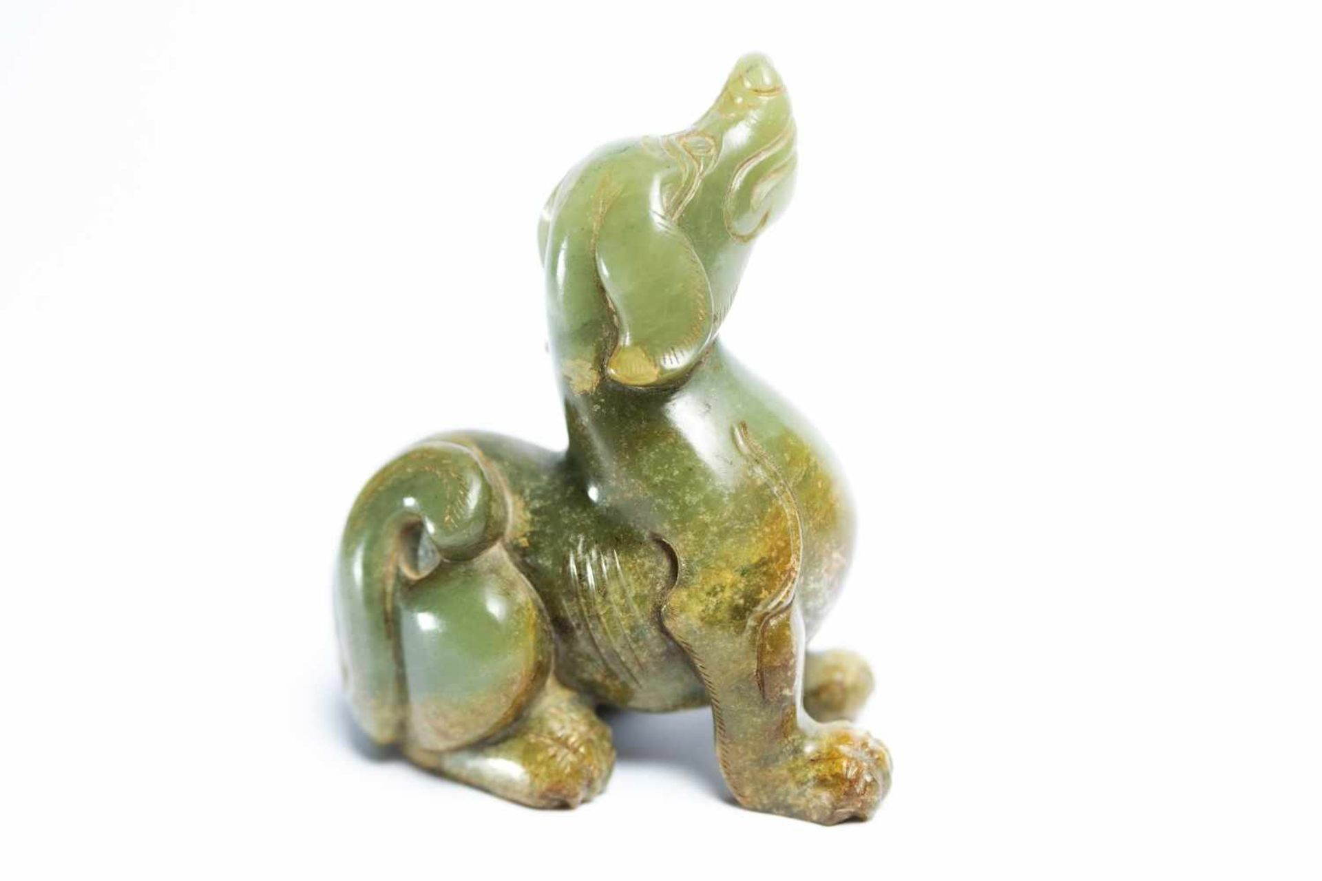 Chinesischer Jade-Hundca. 10 x 8 x 4 cmProvenienz: Privatsammlung ZürichA Chinese Jade-Dog, ca. 10 x - Bild 2 aus 2