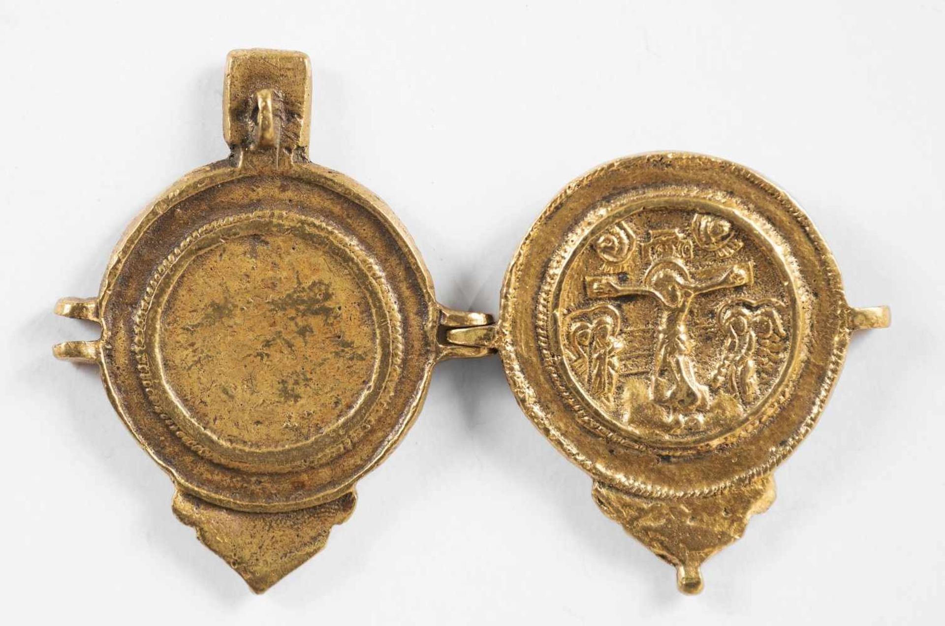 Hl. Dreifaltigkeit (alttl. Typus) und Gottesmutter des ZeichensRussisches Bronze-Diptychon, - Bild 2 aus 2