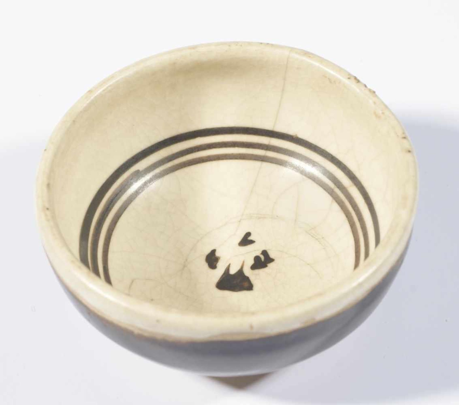 A little Chinese Cizhou Pottery bowl, Song-dynasty, diameter: 8,5 cm, height: 4 cm,