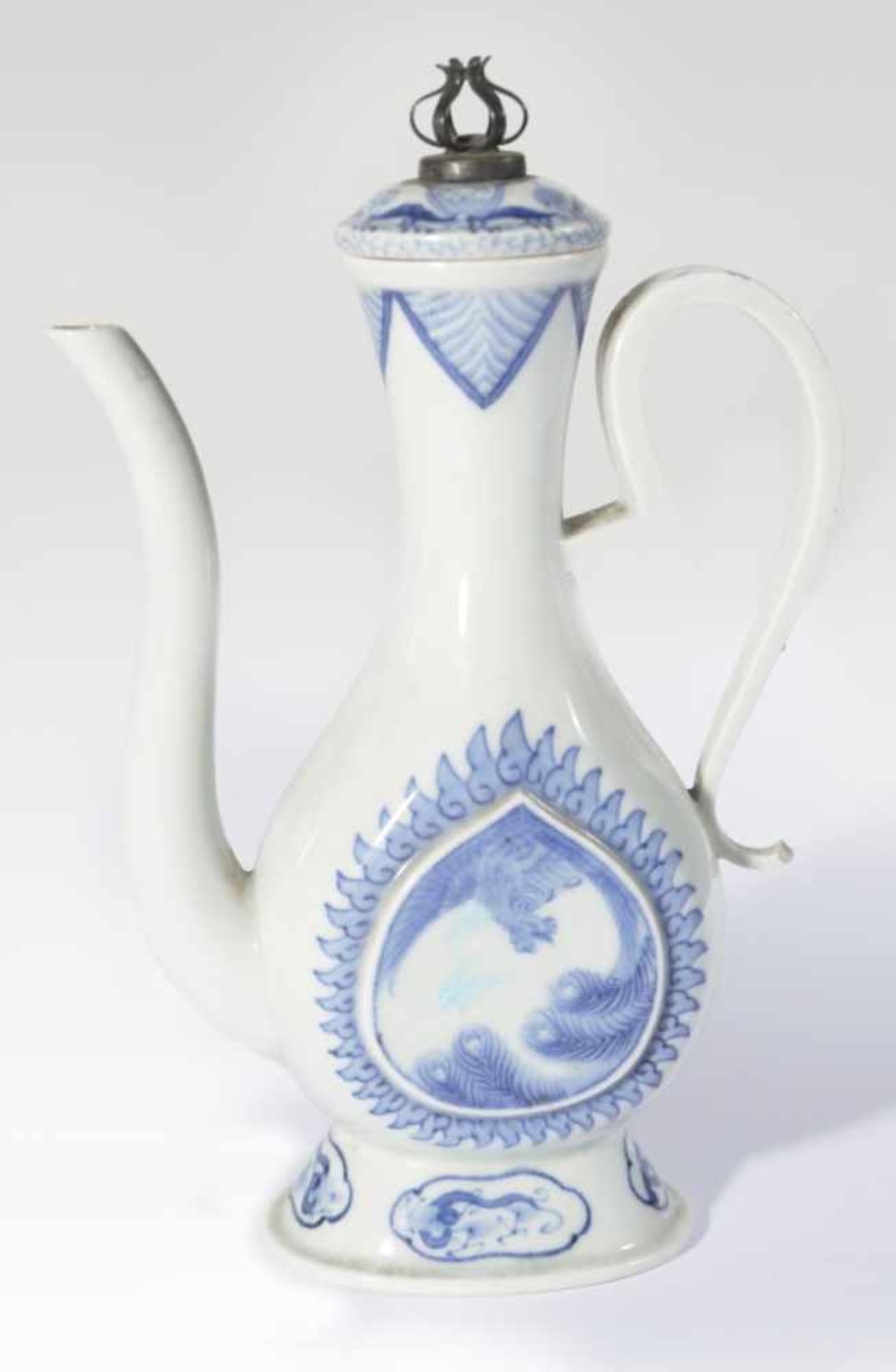 Small pot with blue decoration, China, Porcelain, 20th c., 20,5 cm high