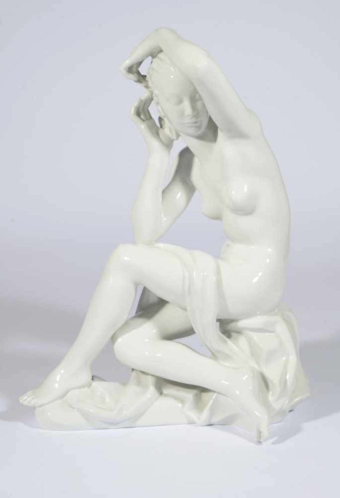 Large figure of Susanna in the bath, porcelain white, Vienna Augarten, 2nd half 20th