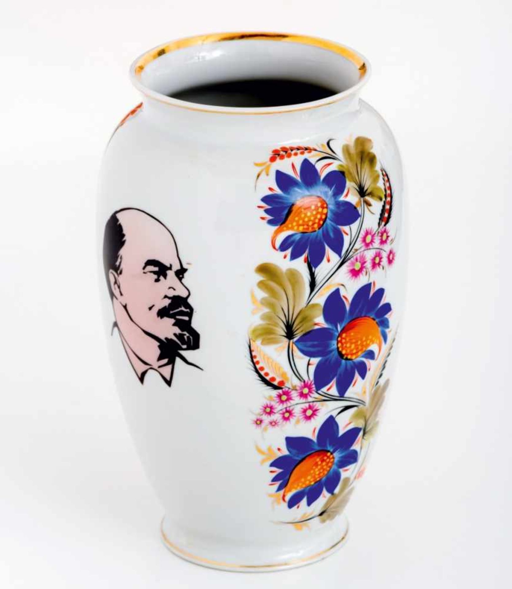 Vase mit Lenin und Symbolik von Komsomol Sowjetisches Porzellan, 20. Jh. 21 cm hochFlower vase