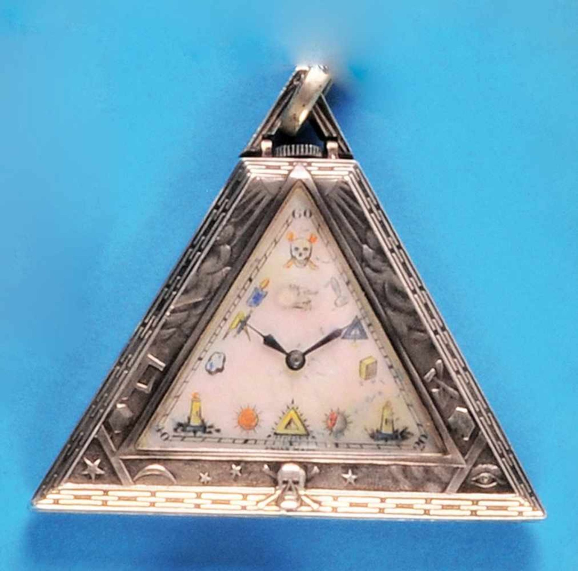 Dreieckige silberne Freimaurer-Taschenuhr, sehr gut erhaltenes 3-eckiges Gehäuse, allseitig mit