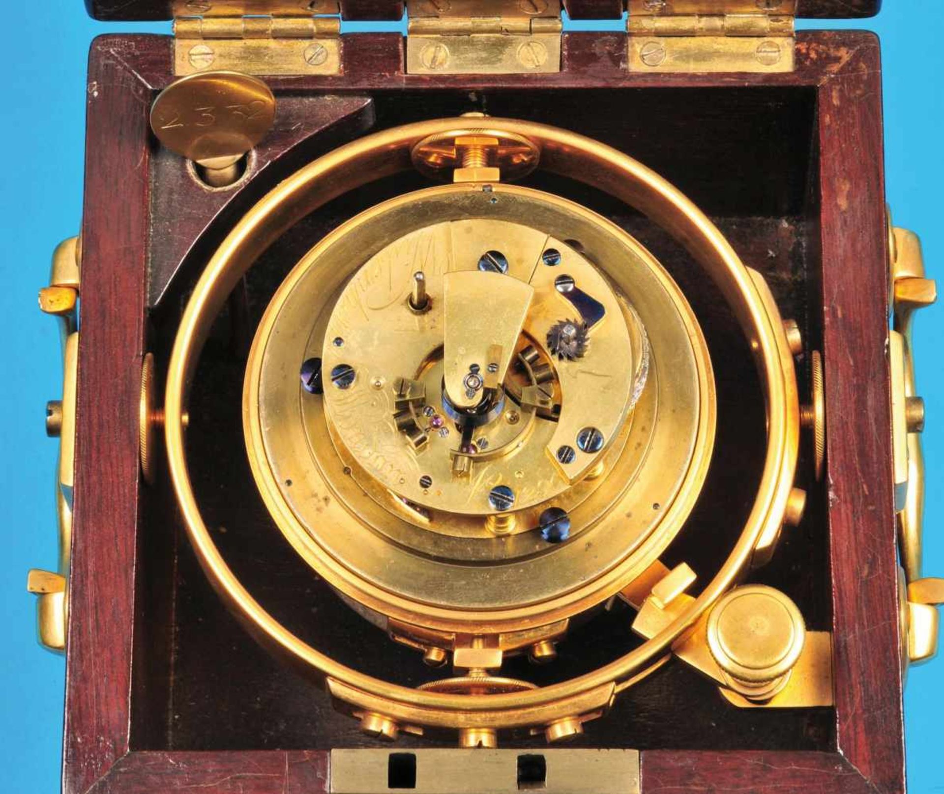 Kleines, frühes, englisches Marine-Chronometer, auf Zifferblatt und Werk signiert Widenham, - Bild 2 aus 2