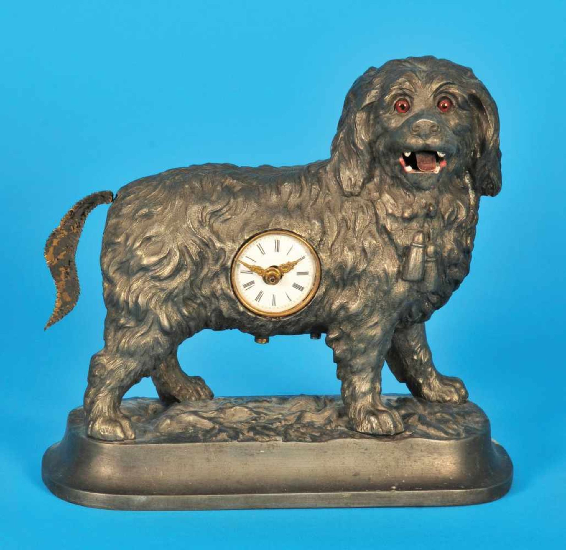 Automata table clock in shape of a dog, which moves the tongue and tailAutomaten-Tischuhr in Form