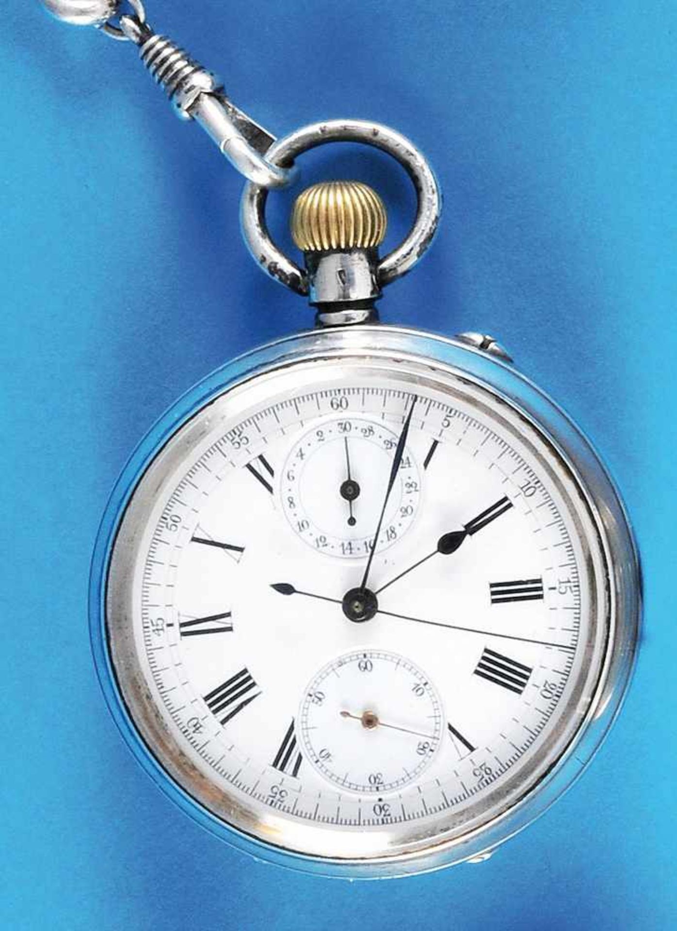 Silver chronograph pocket watch with metal pocket watch chainSilberne Chronographen-Taschenuhr,