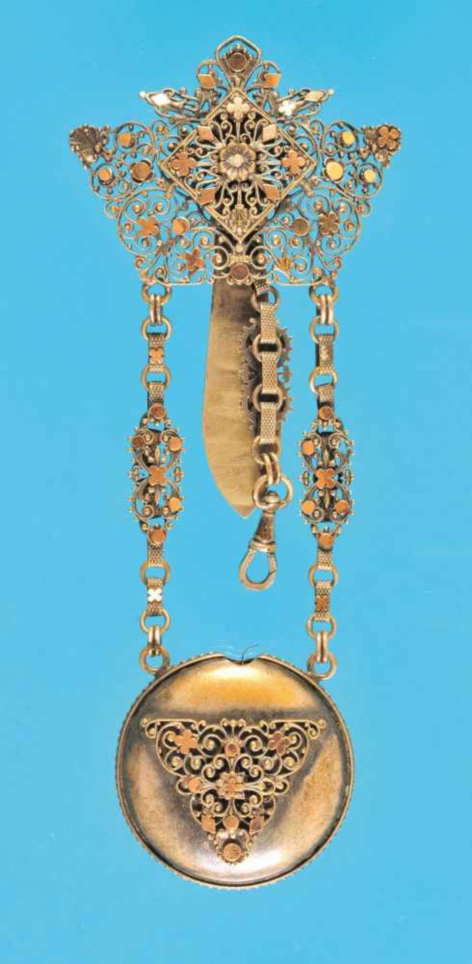 Silver-plated chatelaineVersilbertes Chatelaine mit Gehäuse zum Einsetzen einer Taschenuhr (1077), D