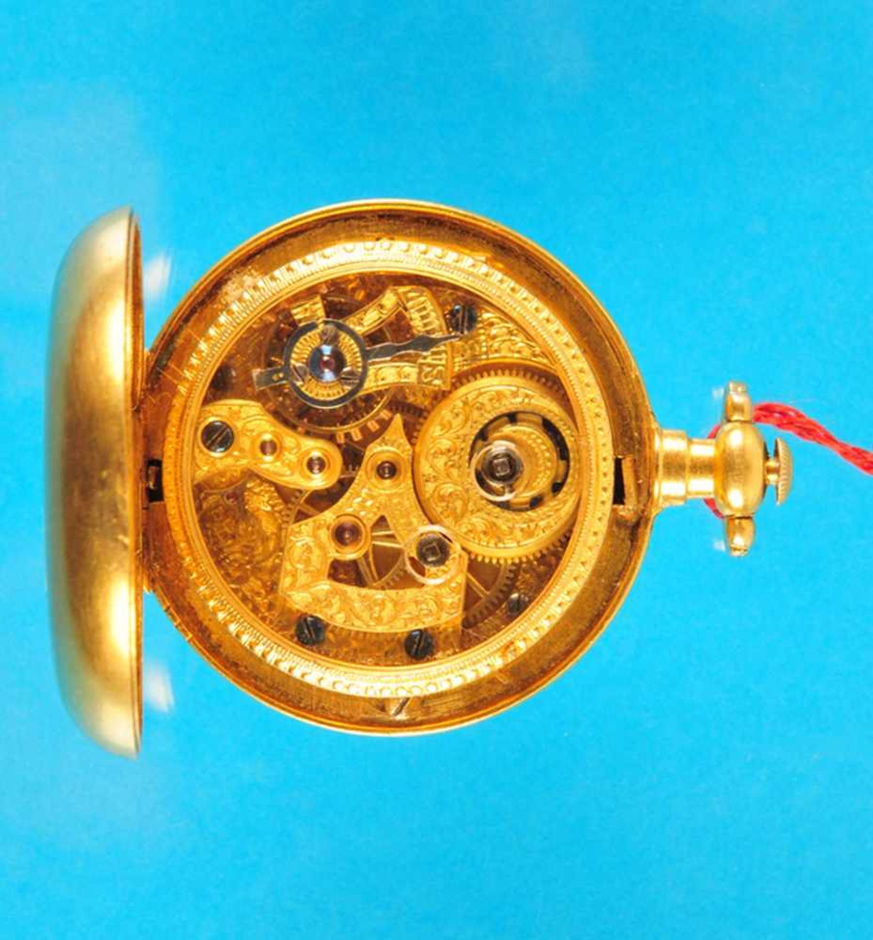 Small gold plated pocket watchKleine vergoldete Taschenuhr für den chinesischen Markt, glattes - Bild 2 aus 2