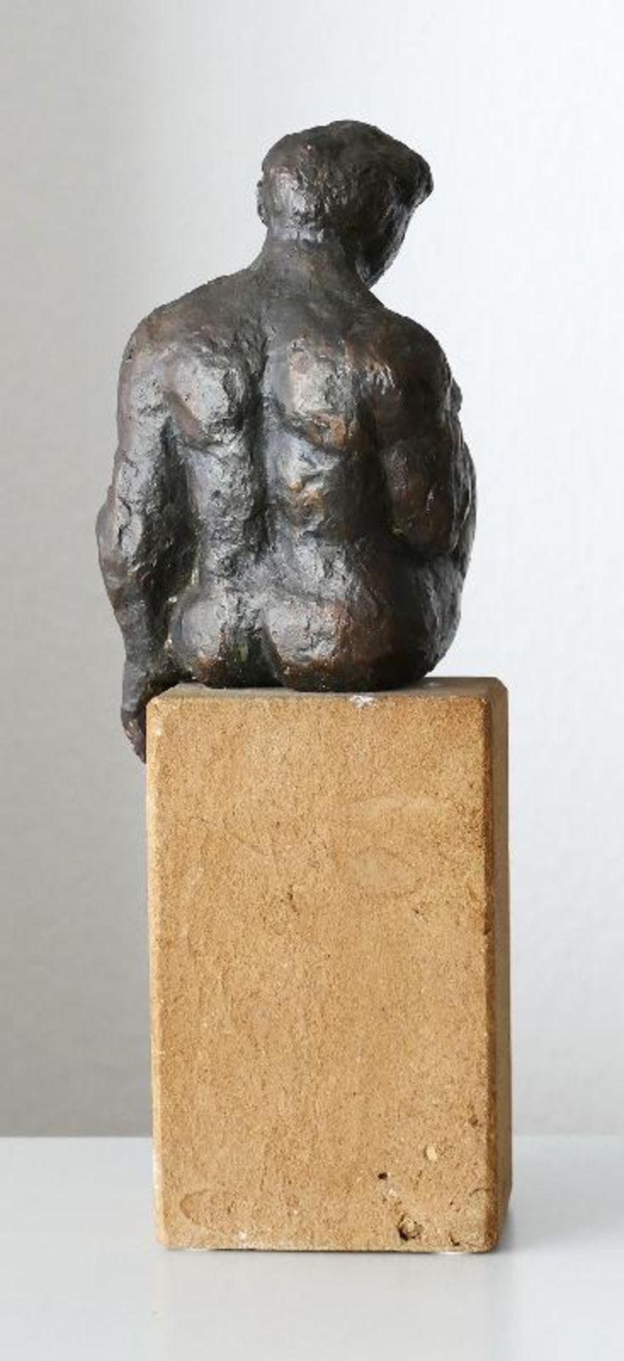 Stötzer, Werner (Sonneberg/Thüringen 1931 - 2010 Alt-Langsow)SitzendeBronze mit schwarzbrauner - Image 4 of 7