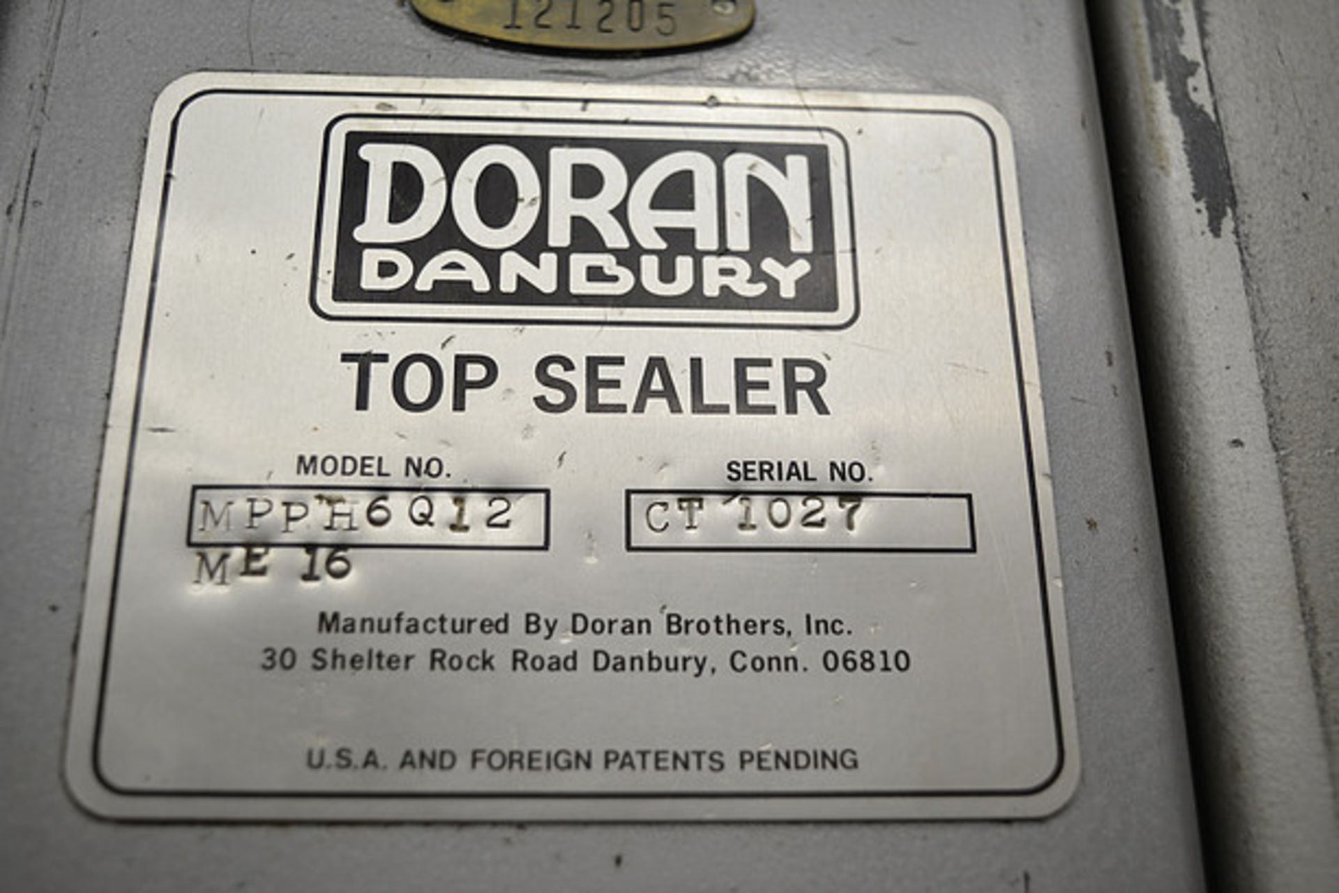 Doran Danbury Case Sealer Top Sealer w/ Nordson Hot Melt - Image 7 of 7
