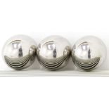 Group of three chrome balls. Diameter cm 10.