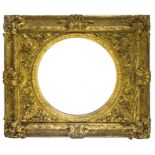 Golden pier glass from the 19th century. Cm 114x135