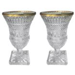 Couple in crystal vases. XX Century. H 23.5 cm