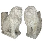 Pair of white stone lions, Sicily, XII / XIII century. H cm 75, length 63, Width cm 32. Origin of