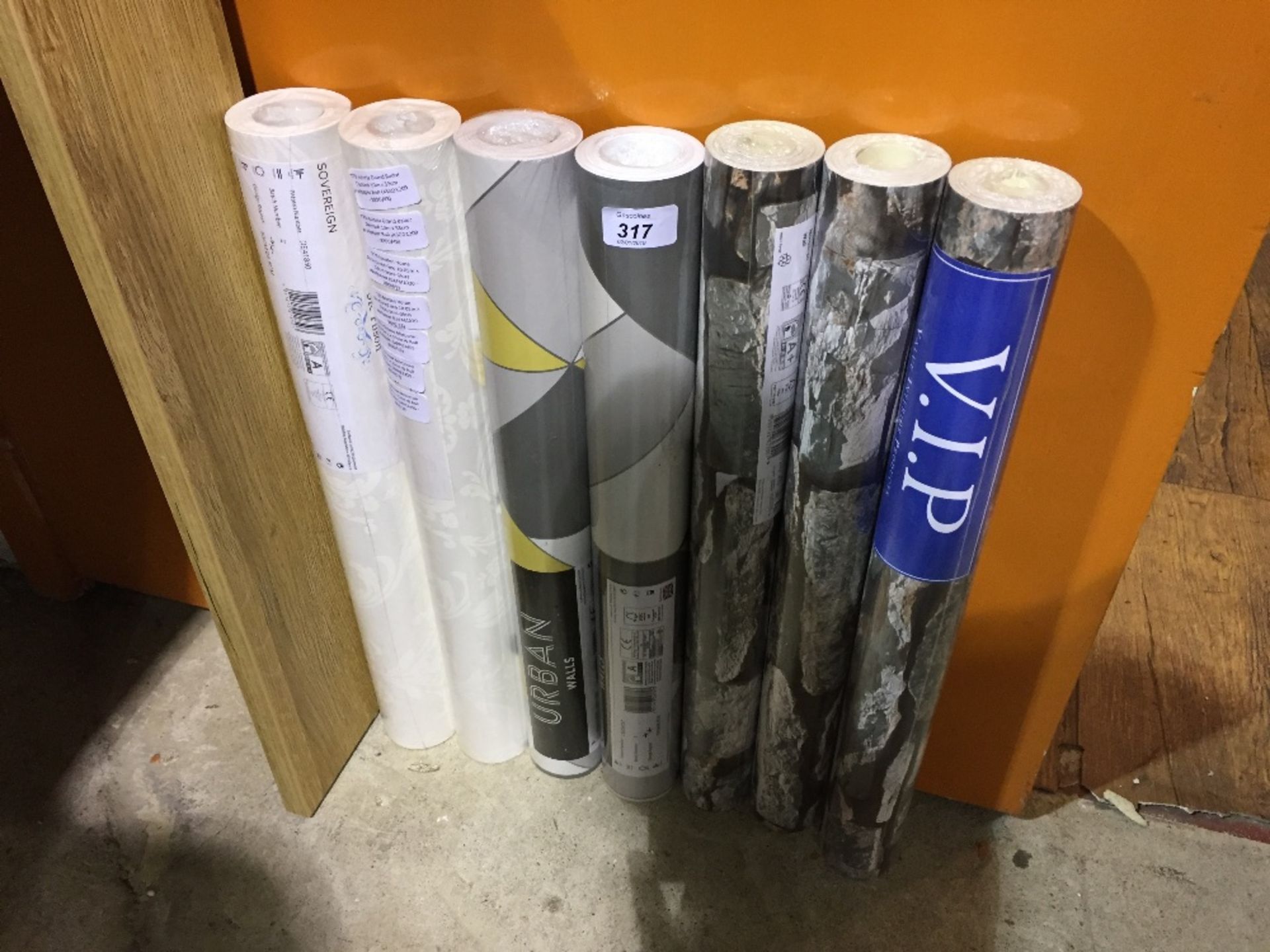 quantity of Wallpaper Roll (ASGD1209 -8890/48)-(ARHE1455 -8890/36)-(ARHE1455 -8890/25)-(ARHE1455 -