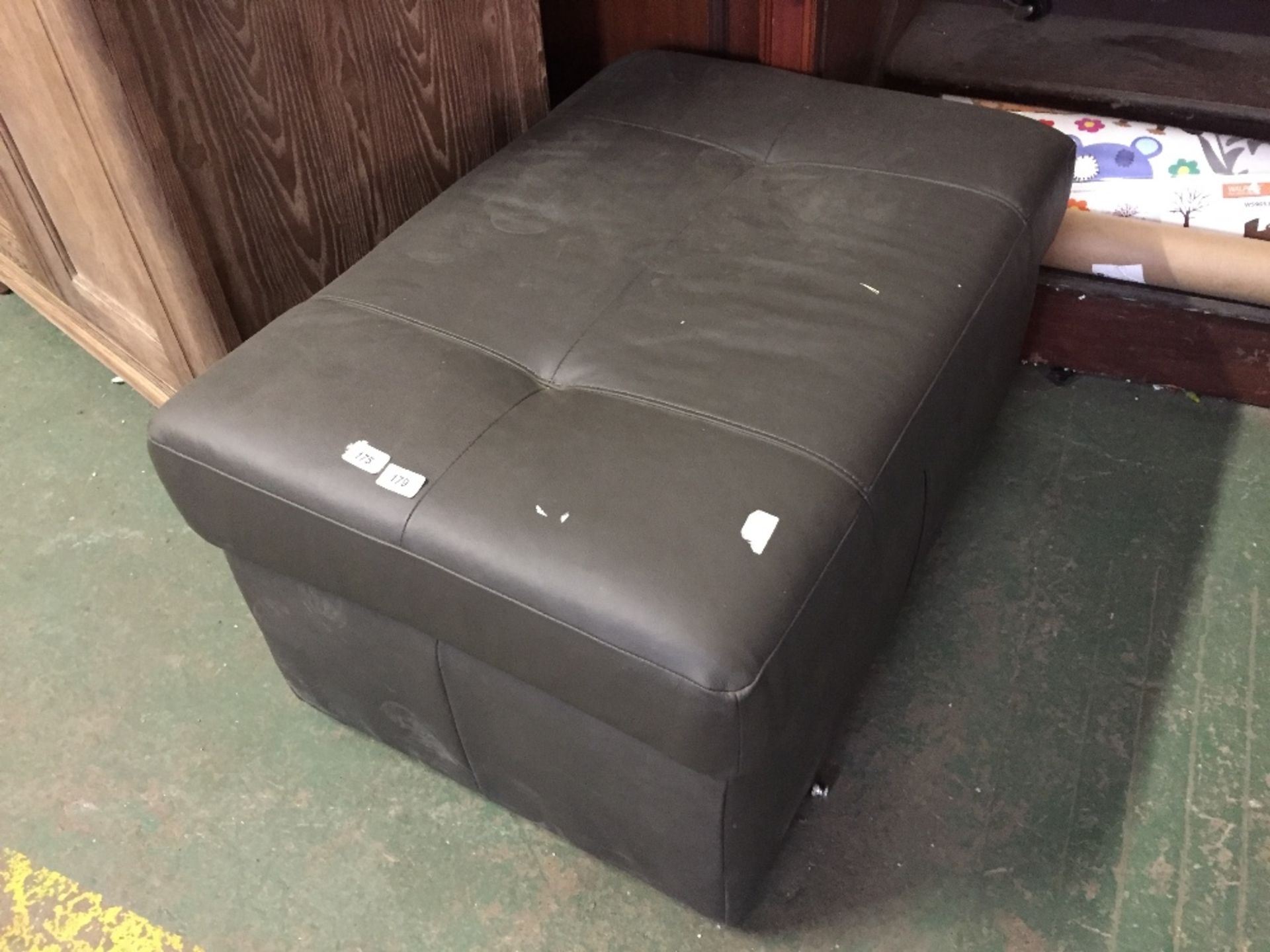 BROWN LEATHER STORAGE FOOTSTOOL