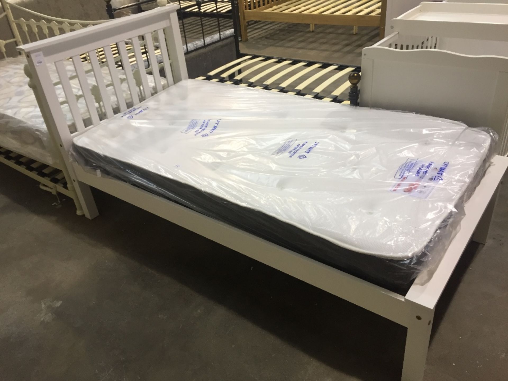 August Grove Allyson Bed Frame Single (HEME4769 - 10284/12)