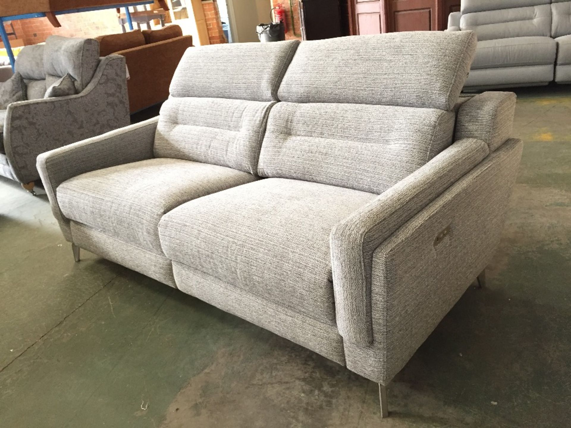 GREY ELECTRIC RECLINING LARGE 2 SEATER SOFA WITH A