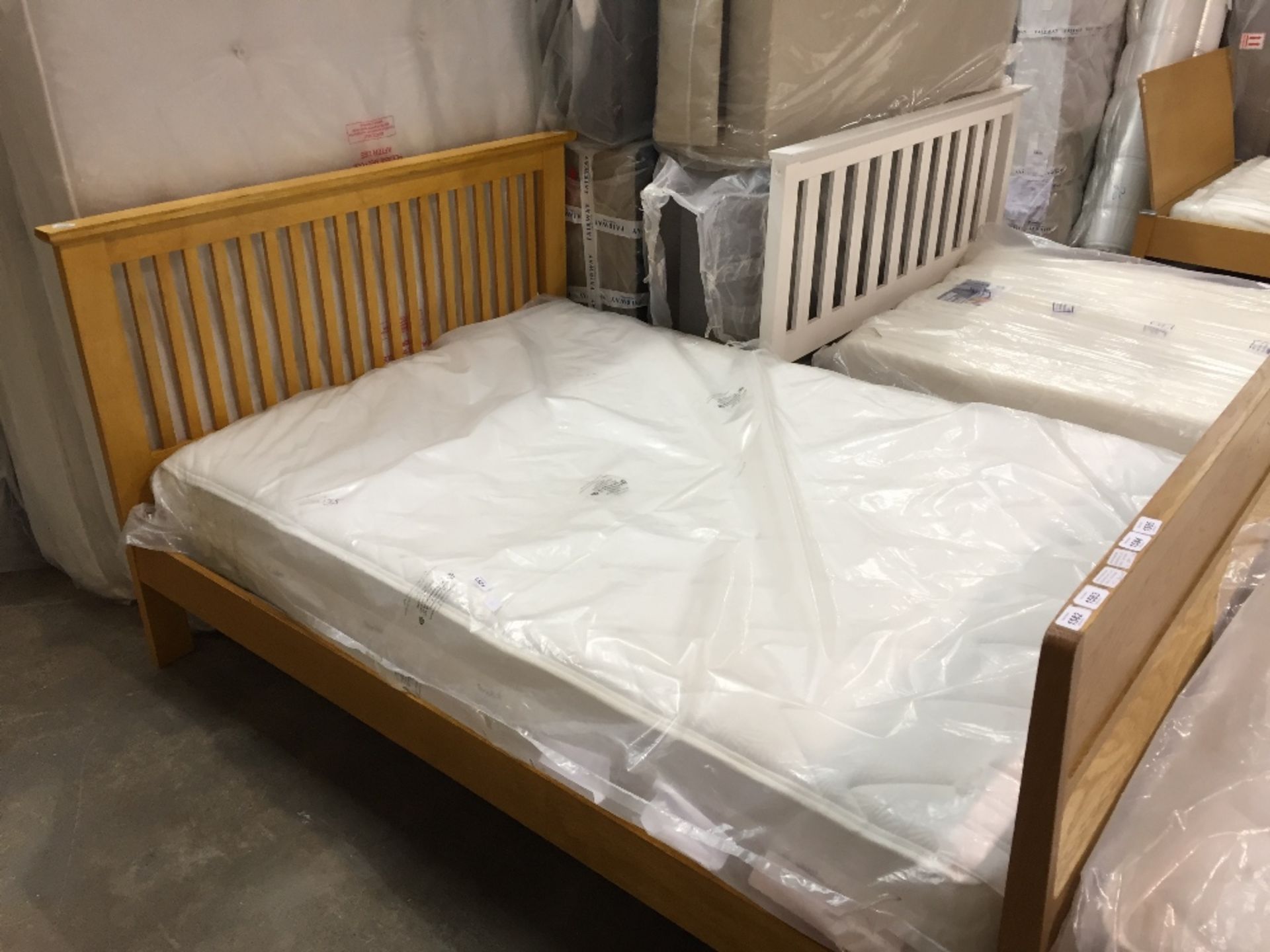 Double Bed Frame (NOT COMPLETE)(HEME1287 -7865/10)