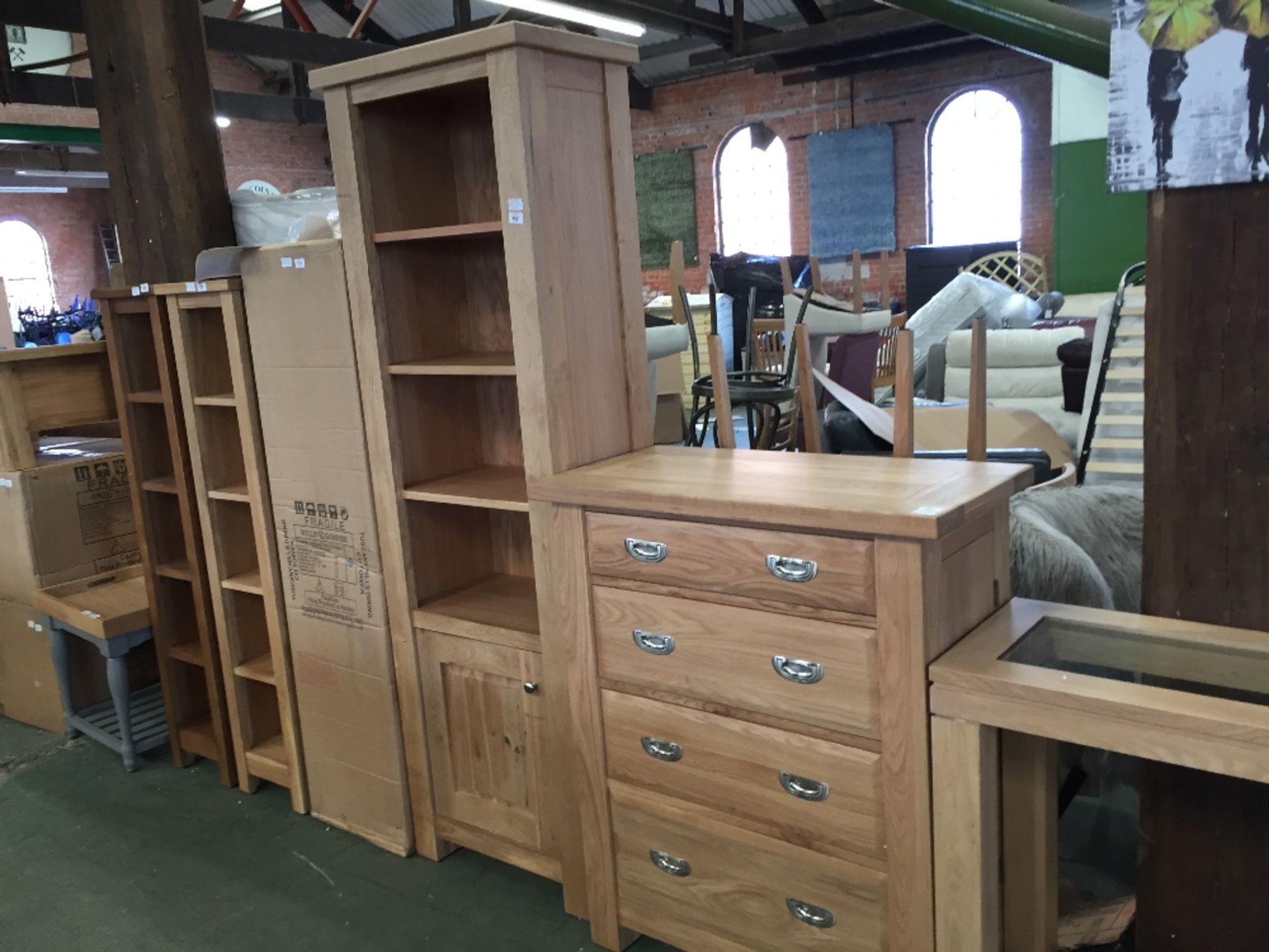 TUSCANY HILLS DINING - NARROW DISPLAY UNIT (WG20 - TH/4396N)(OPEN)