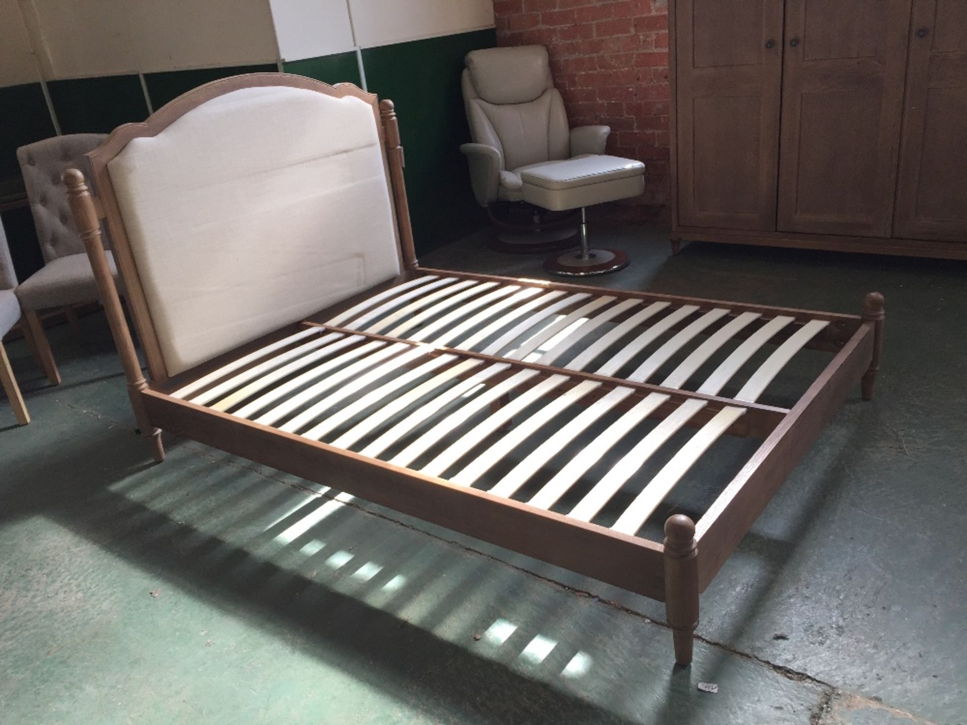 ELLE BEDROOM - 135CM BED LOW END INC. SLATS (WG22