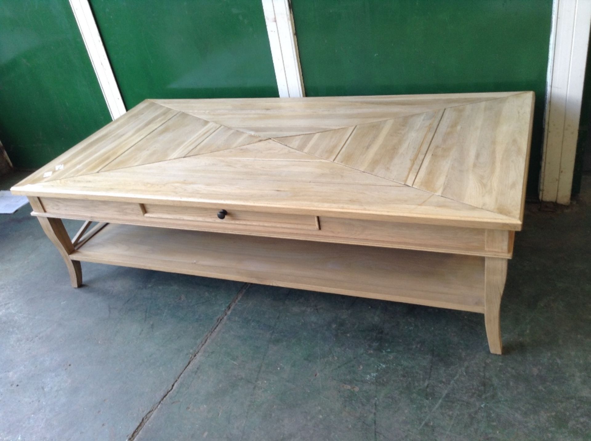 OAK LARGE COFFEE TABLE