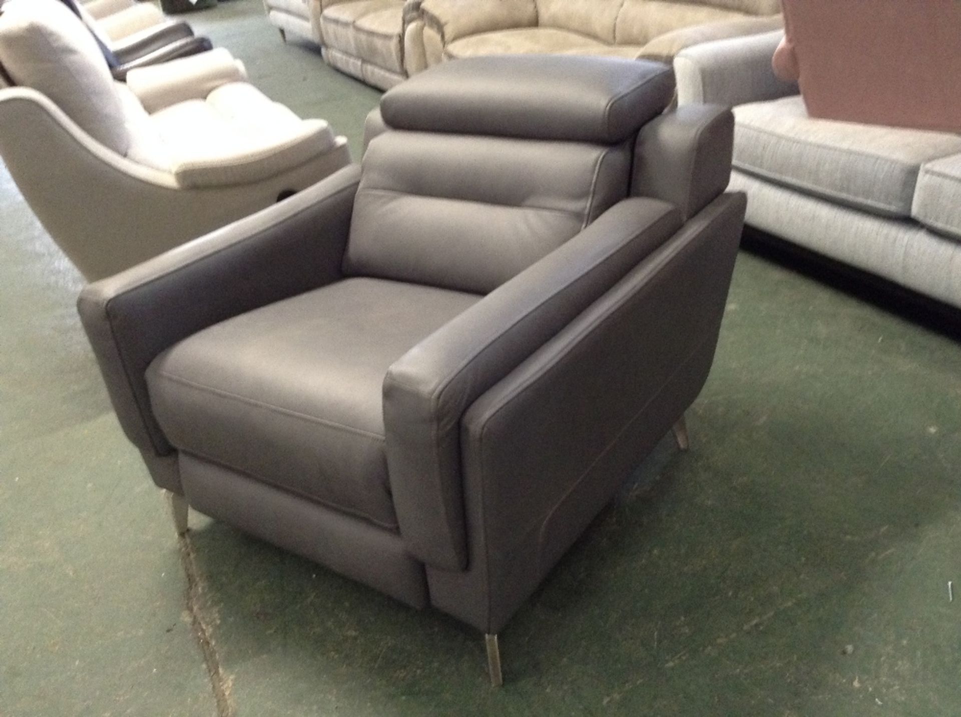 GREY LEATHER ELECTRIC RECLINING CHAIR WITH ADJUSTA