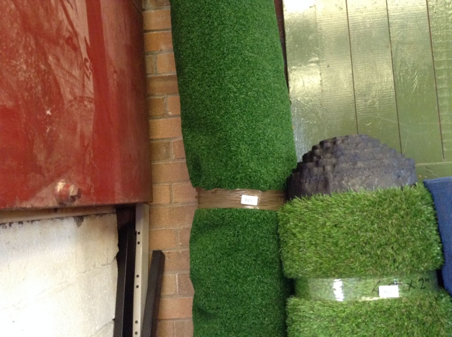 LARGE ROLL OF ASTRO TURF