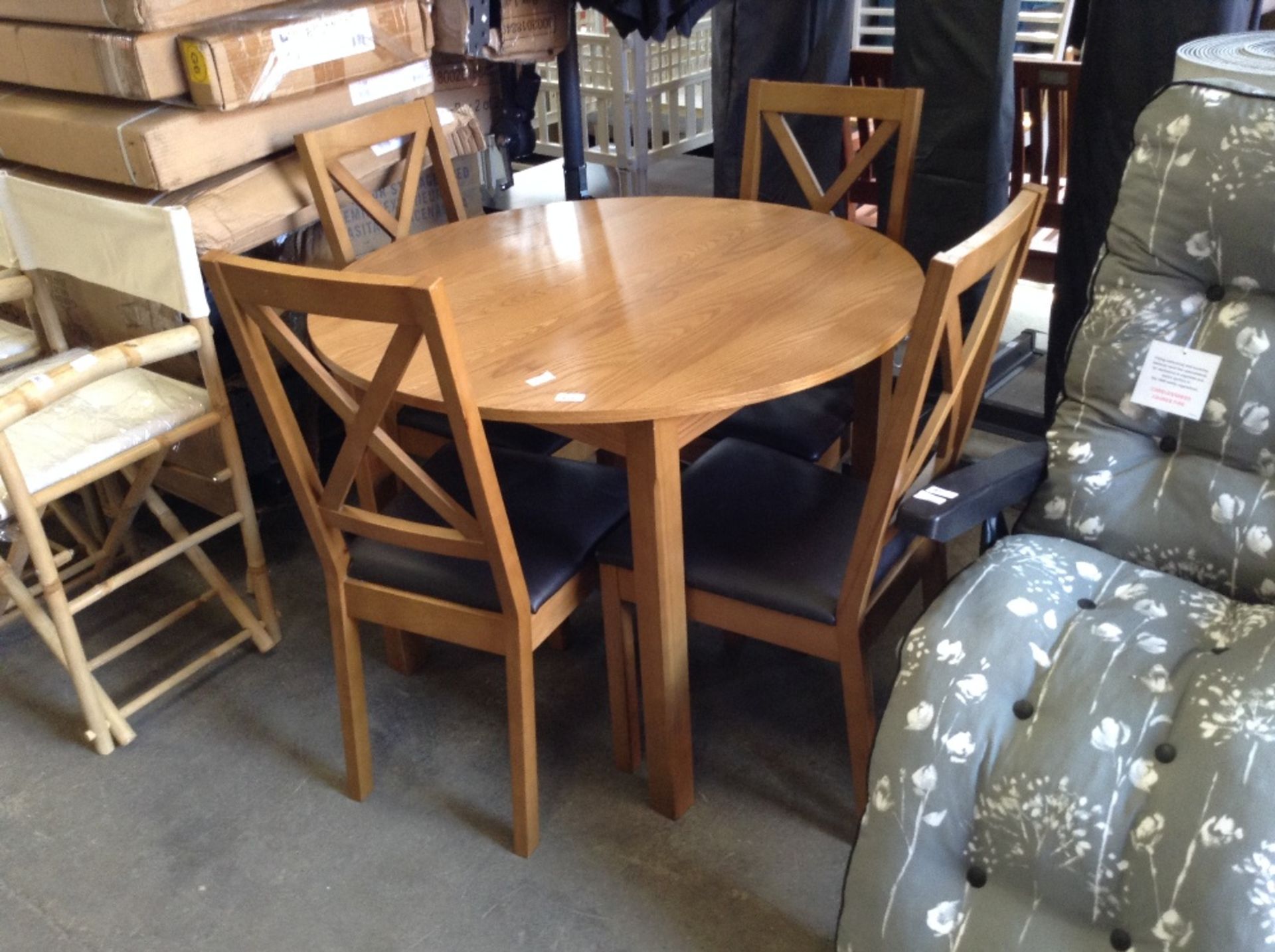 OAK TABLE AND 4 X CHAIRS