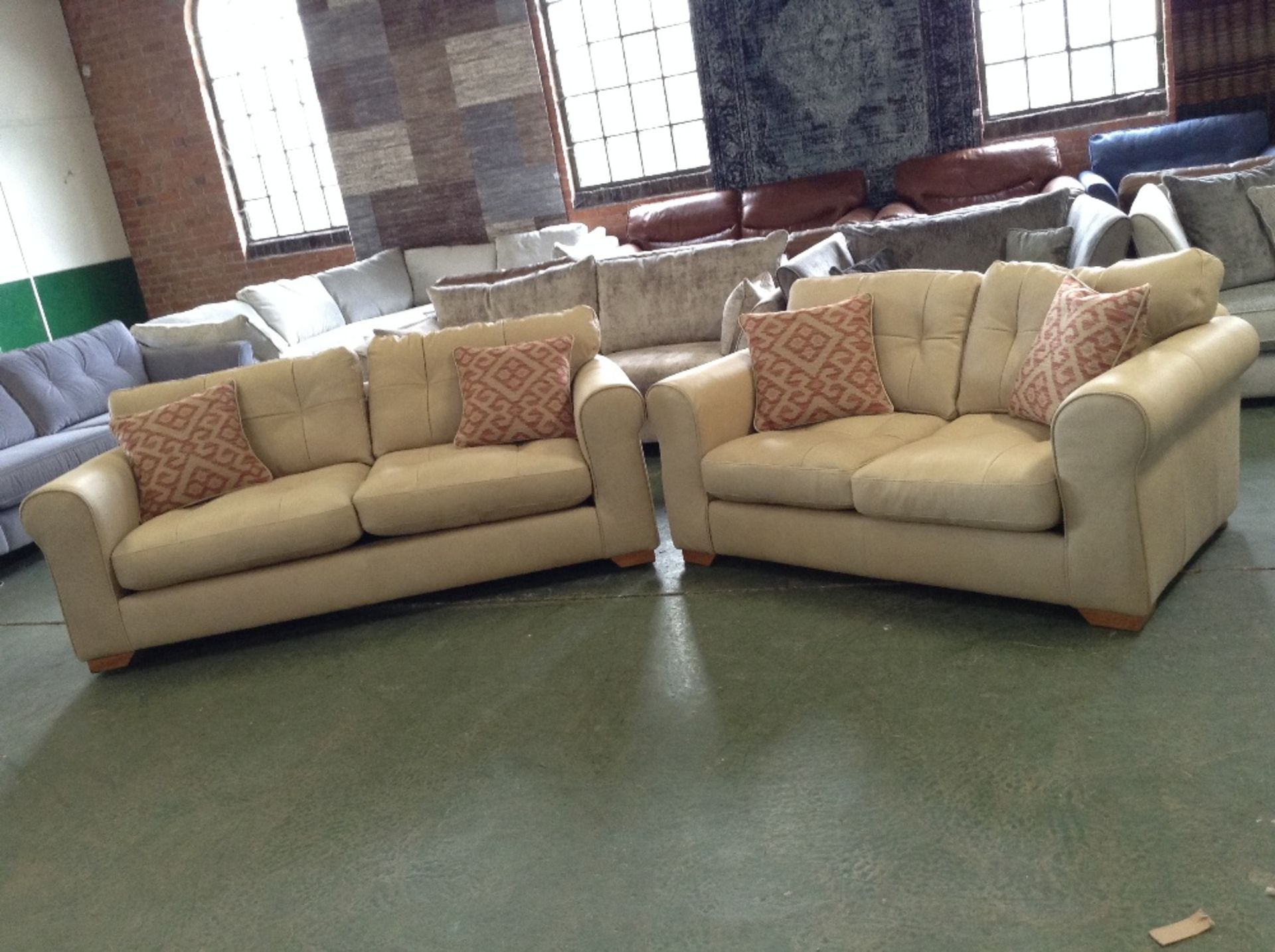 EX SHOWROOM CREAM LEATHER 3 SEATER SOFA AND 2 SEAT