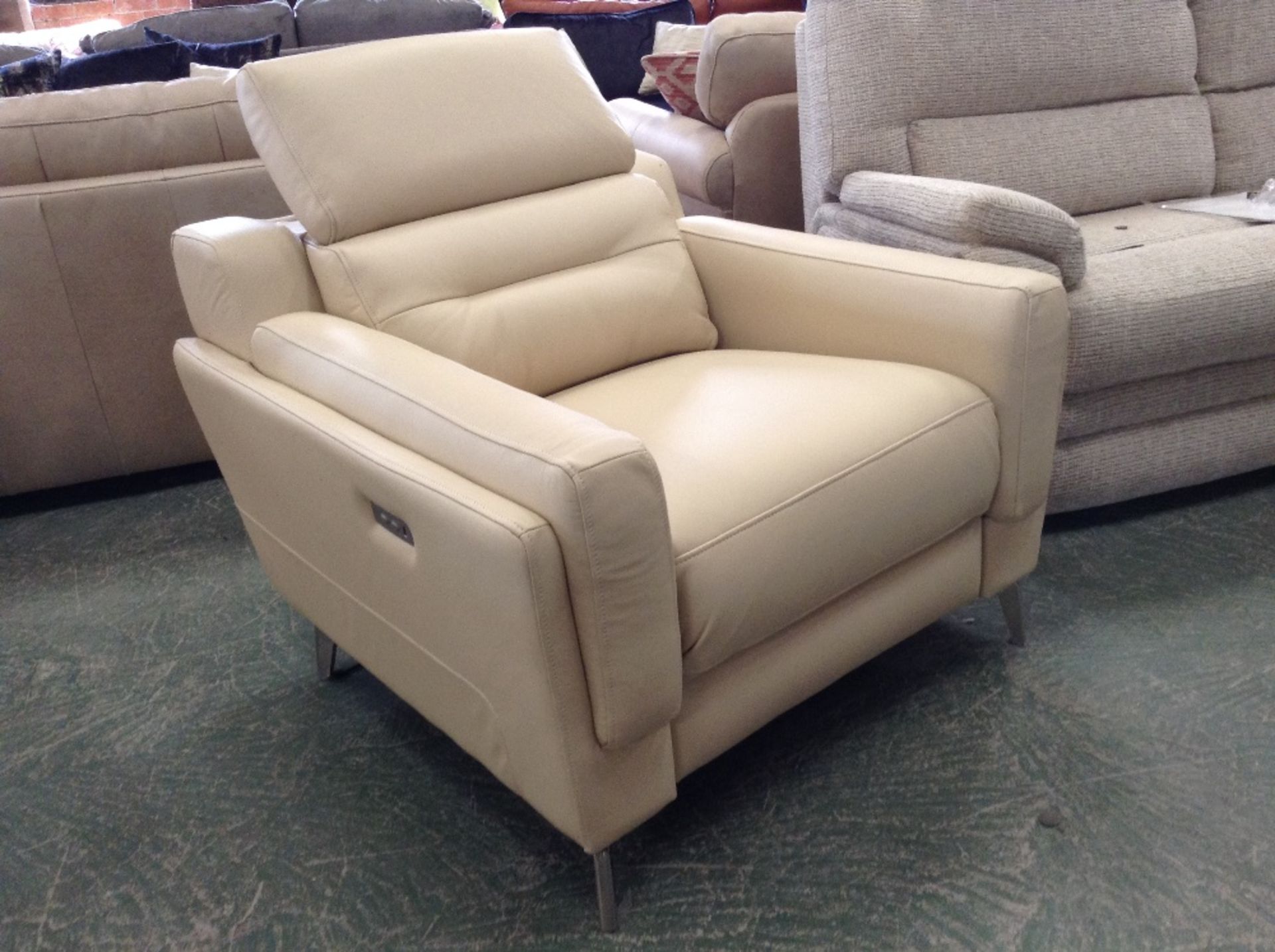 CREAM LEATHER ELECTRIC RECLINING CHAIR WITH ADJUST