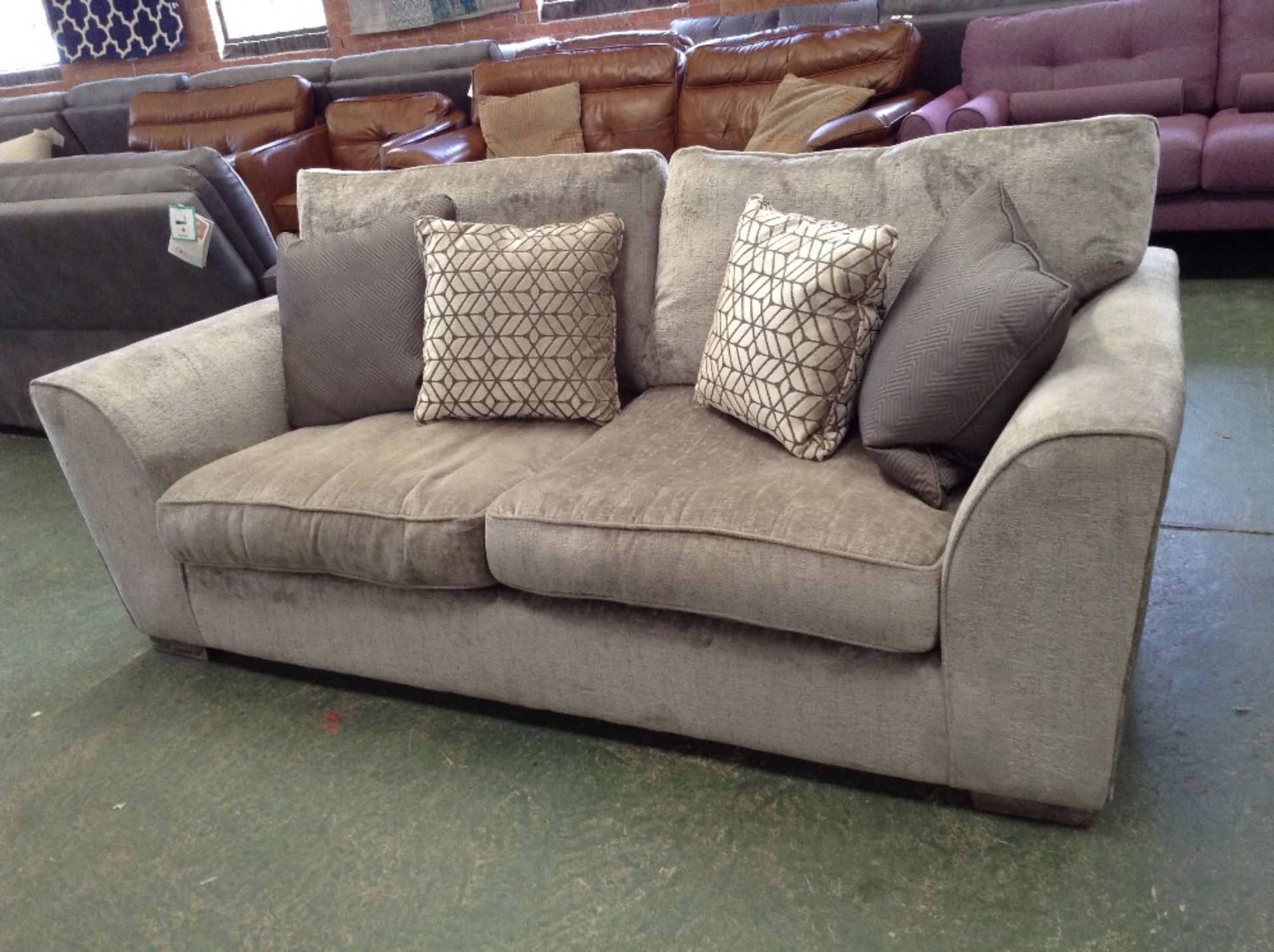 GREY FABRIC 3 SEATER SOFA (WM51 17)