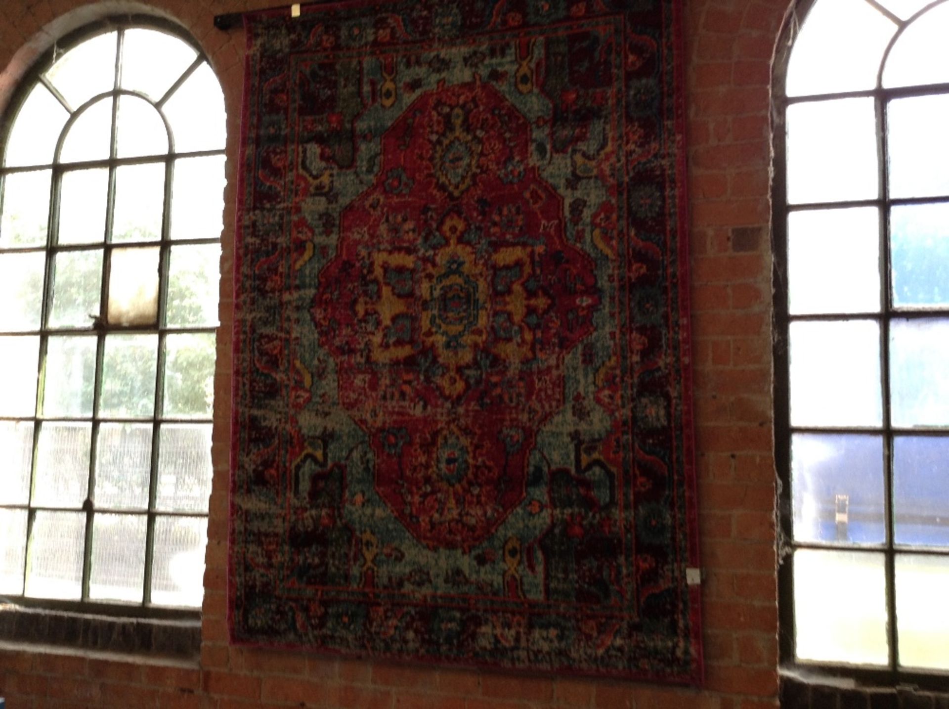 Rug (HVO73489 - 11992/15)