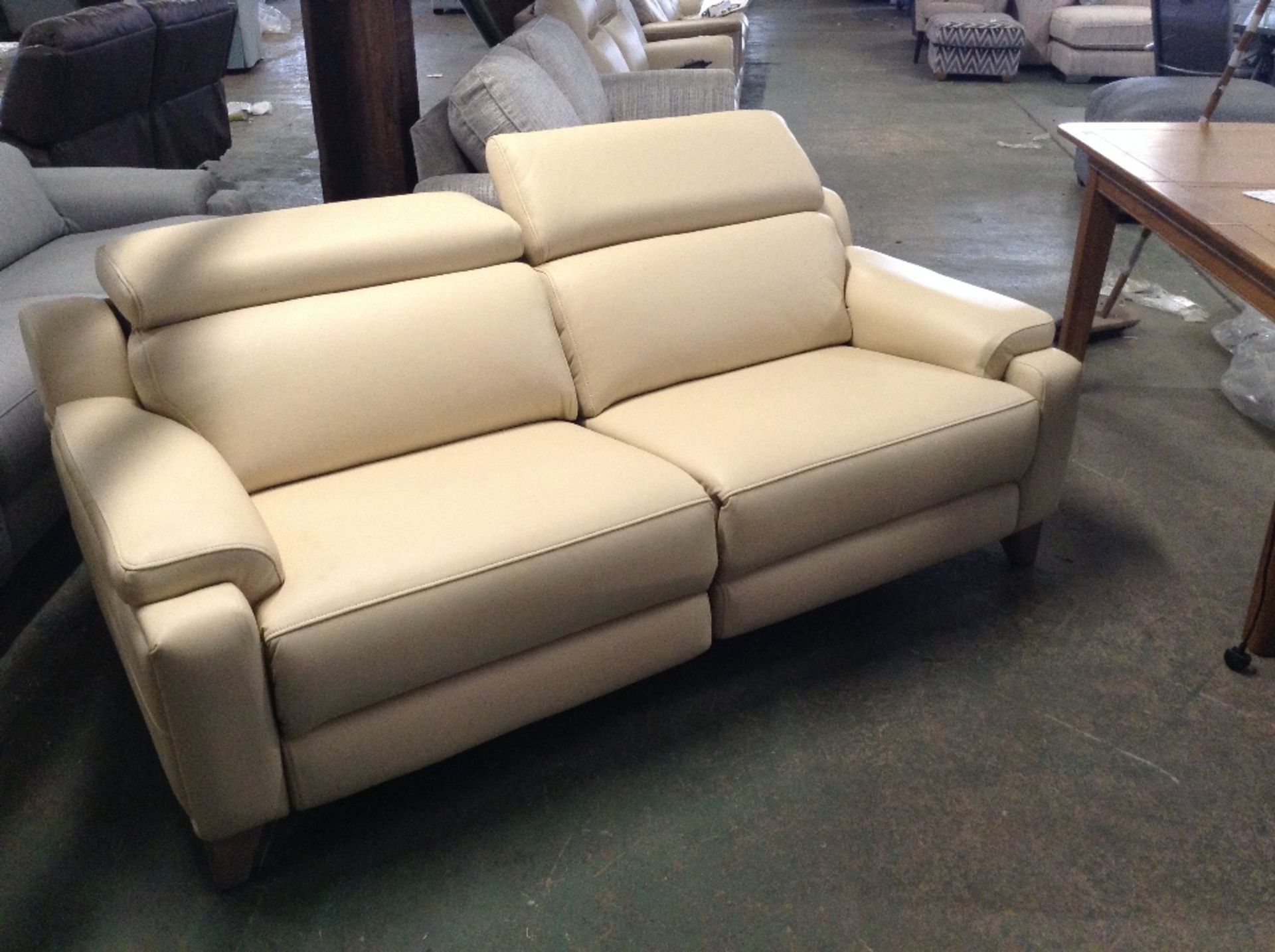 CREAM LEATHER ELECTRIC RECLINING LARGE 2 SEATER SO