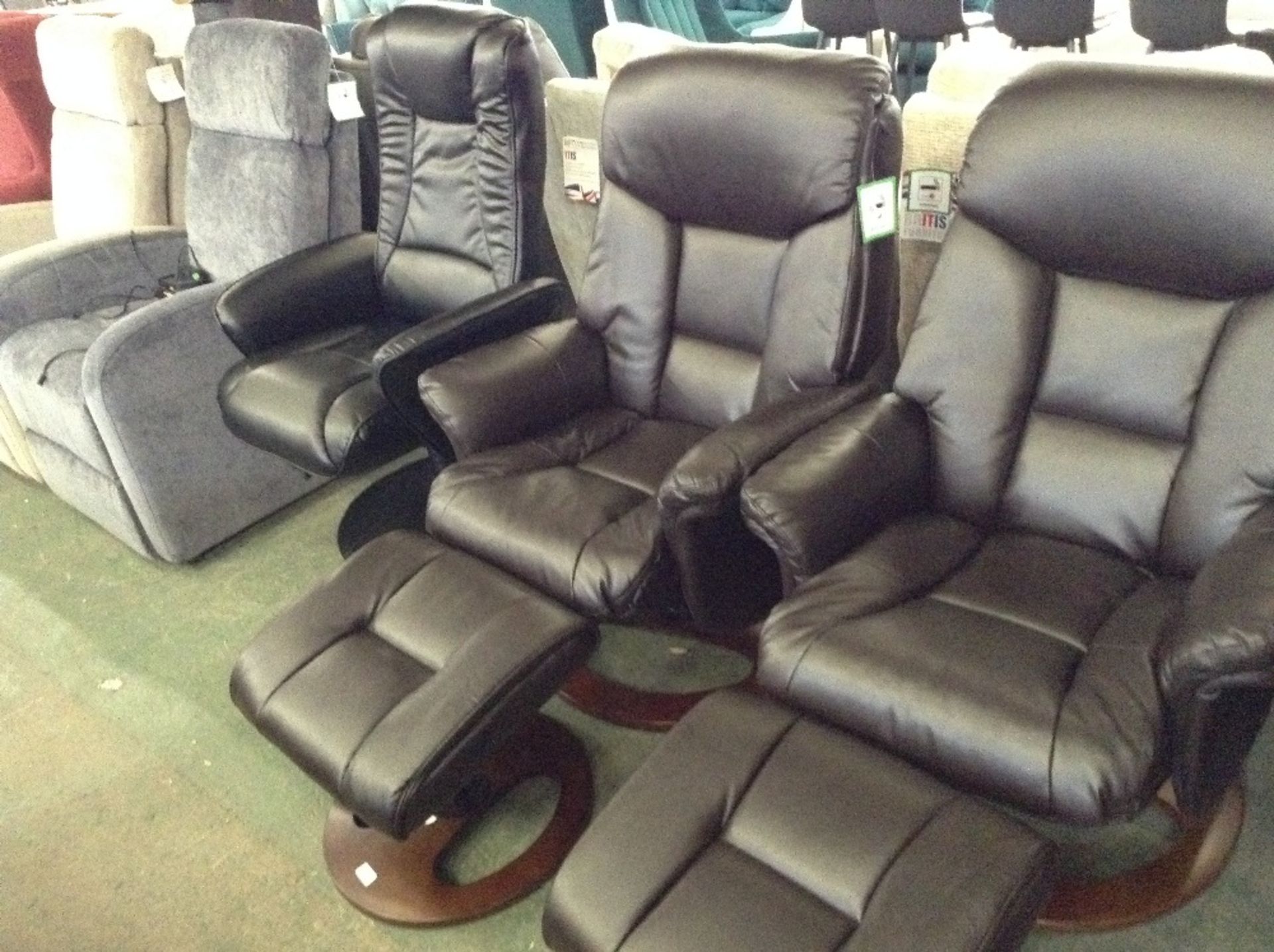 HAMPTON BROWN LEATHER RECLINING CHAIR AND FOOTSTOO