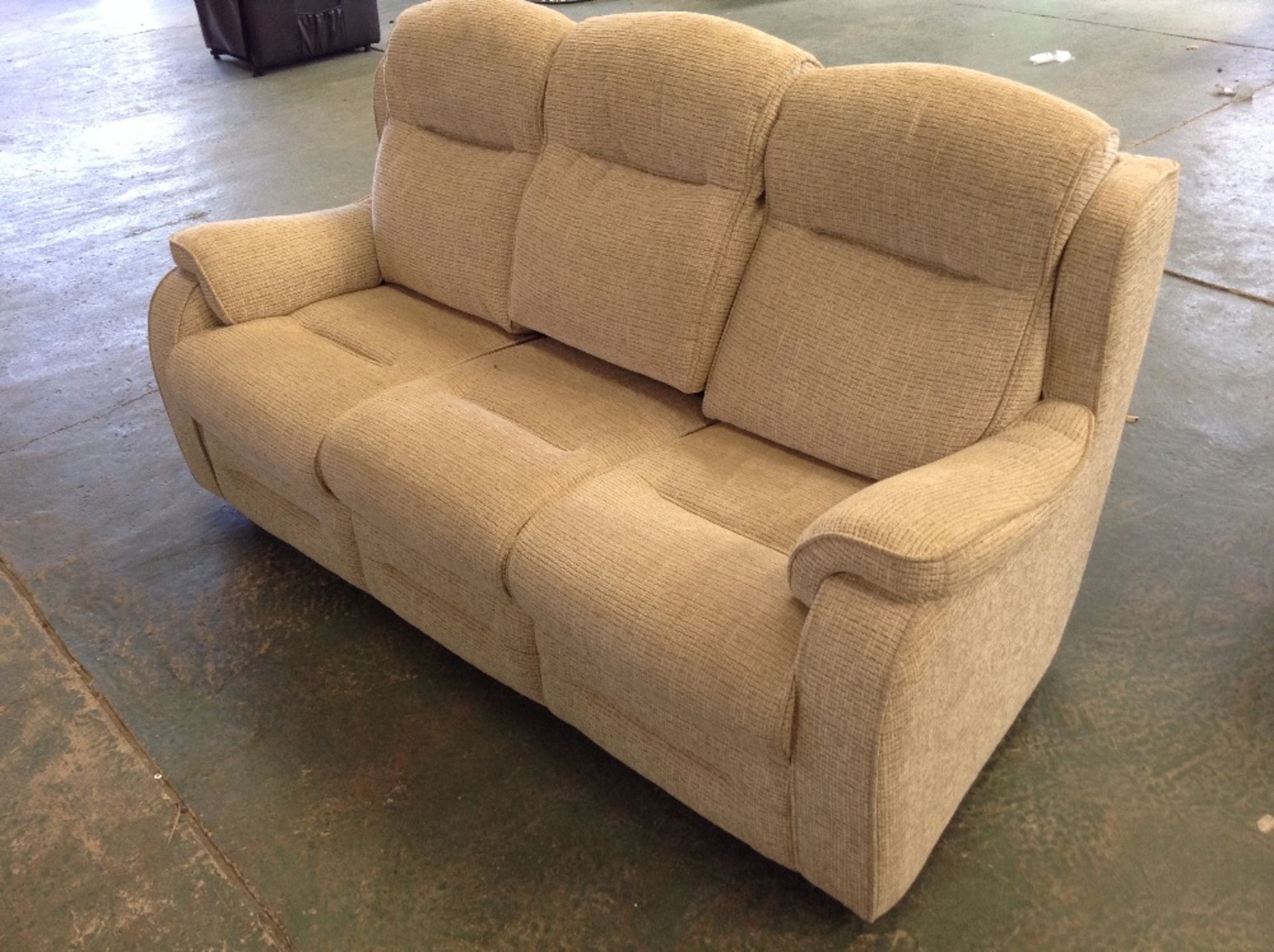 BISCUIT PATTERNED HIGH BACK 3 SEATER SOFA(TR001727