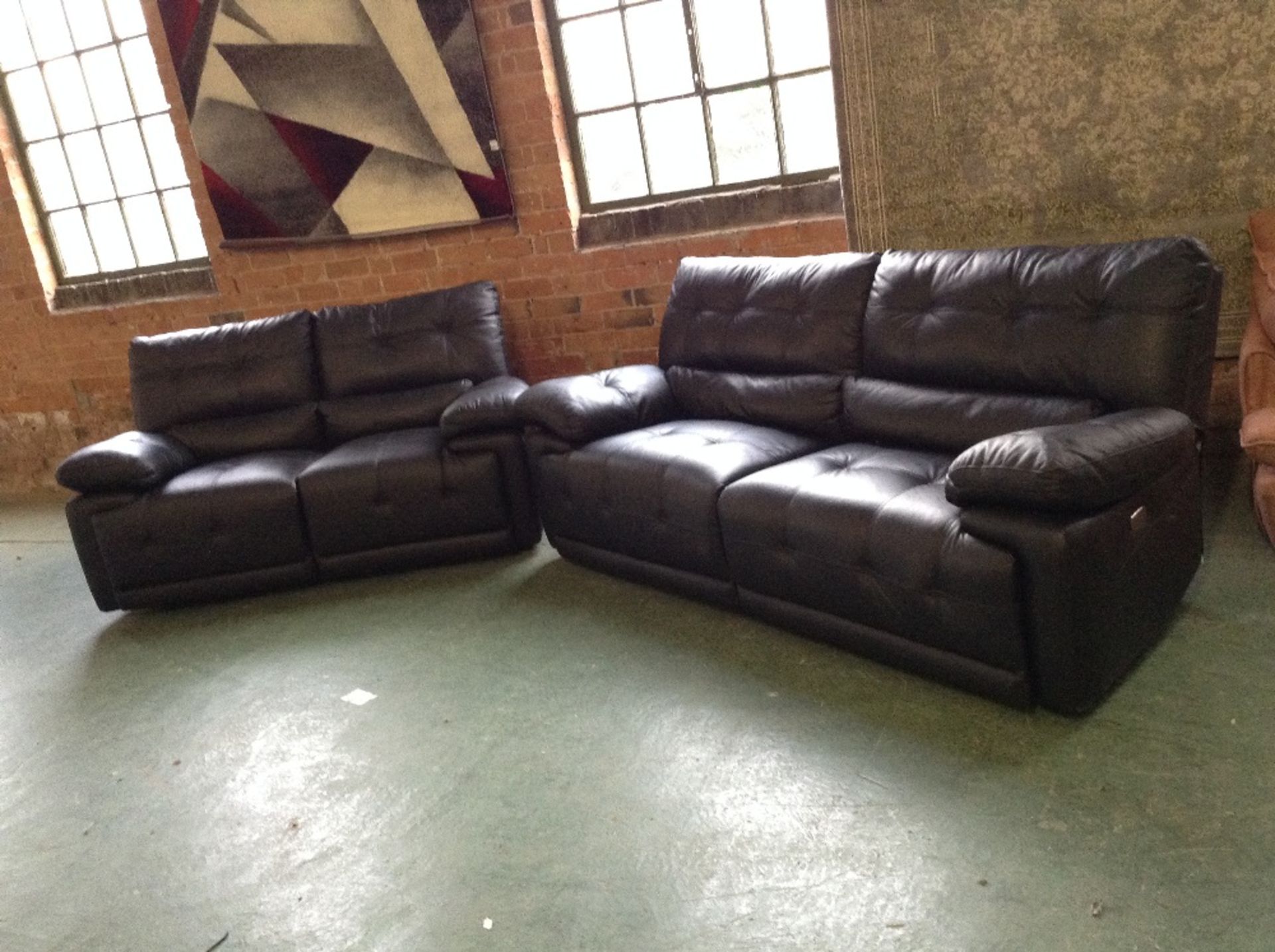 BLACK LEATHER ELECTRIC RECLINING 3 SEATER SOFA AND