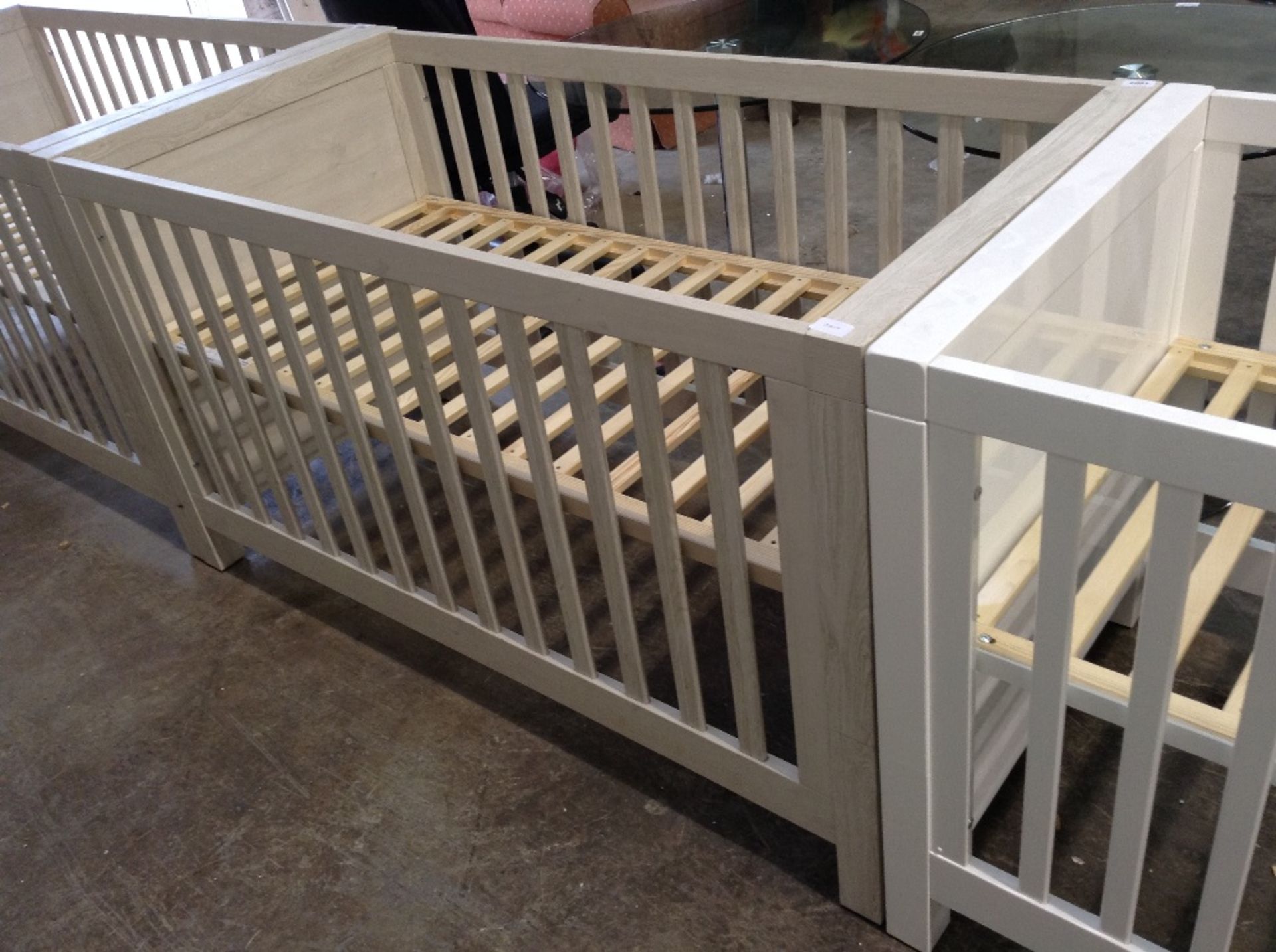 SILVER CROSS LIGHT OAK COT