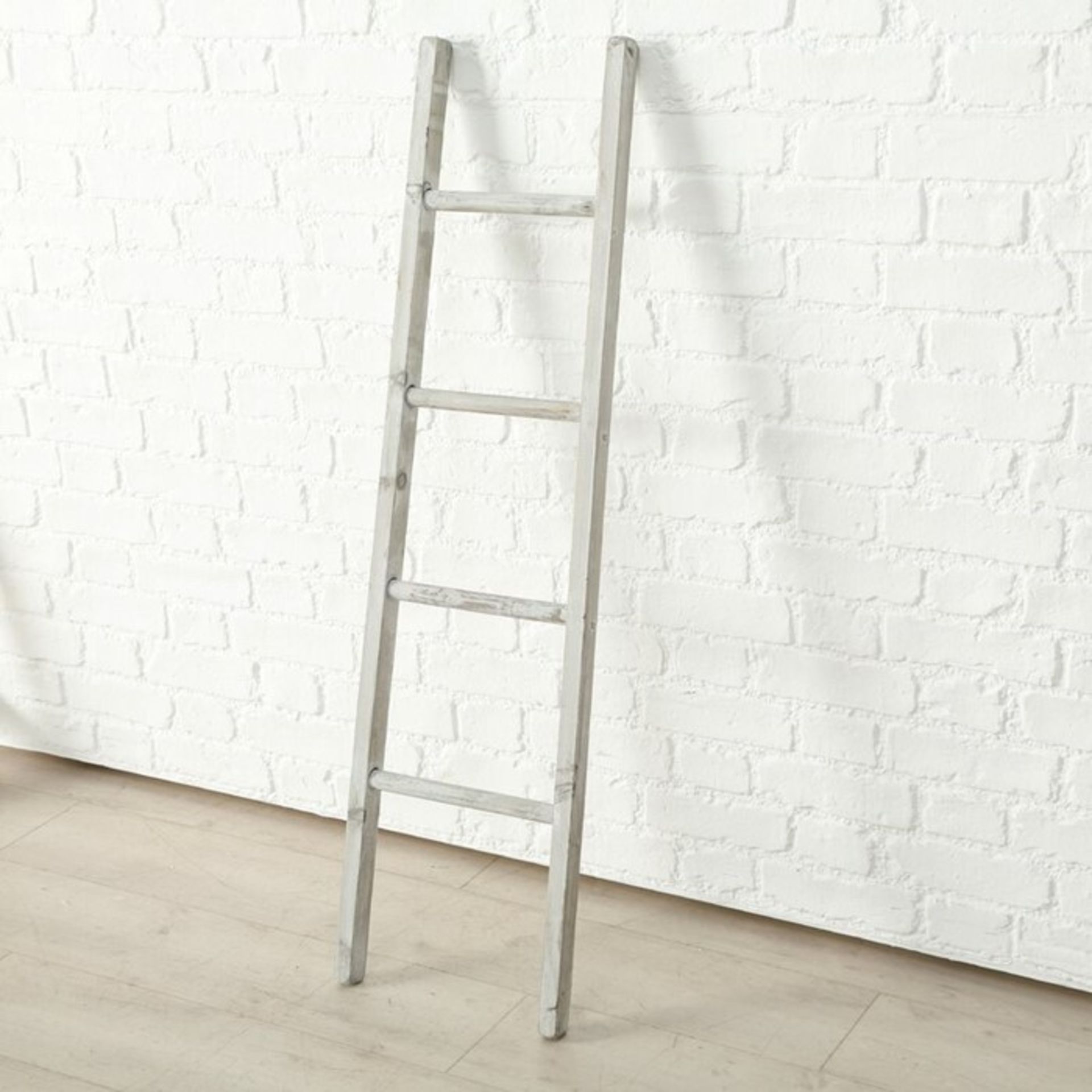 Home Etc Lexy 3.3 Ft. Fir Wood Ladder (HMET4548 - 14634/2) 1J