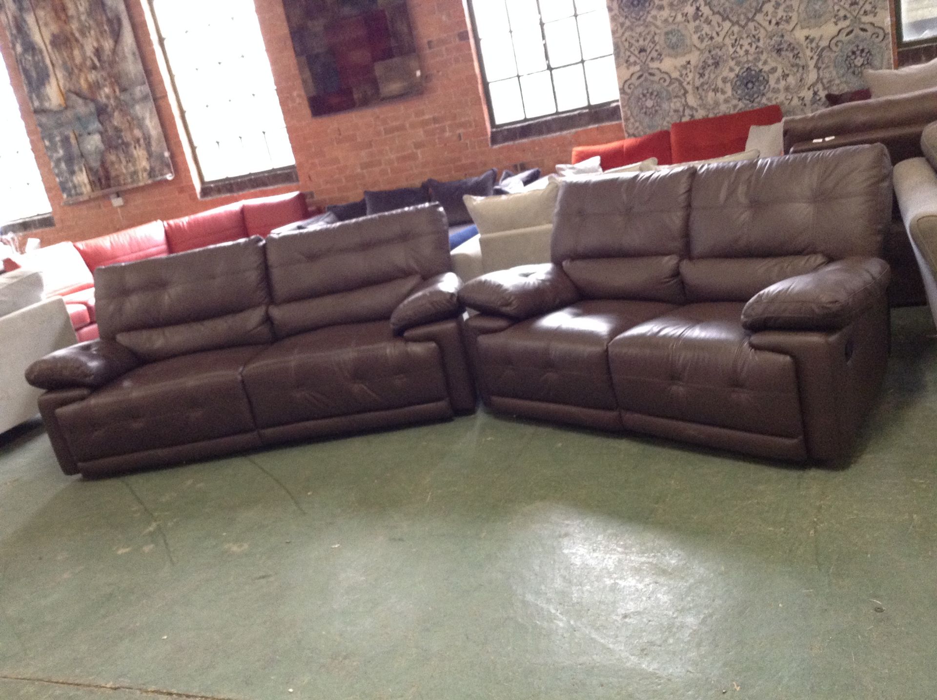 BROWN LEATHER MANUAL RECLINING 3 SWEATER SOFA AND